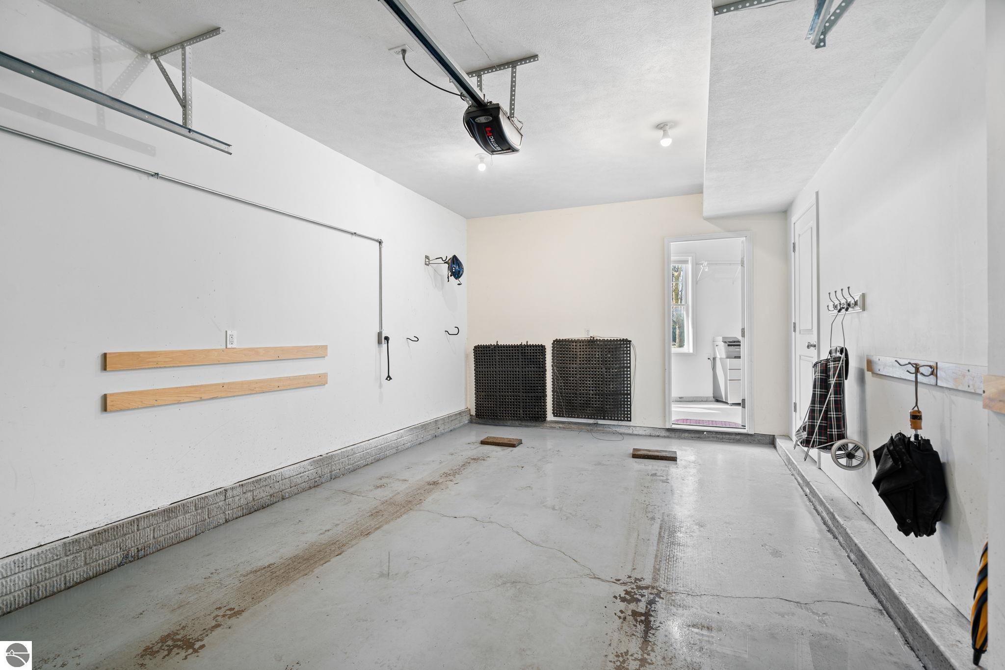 305 E Eighth