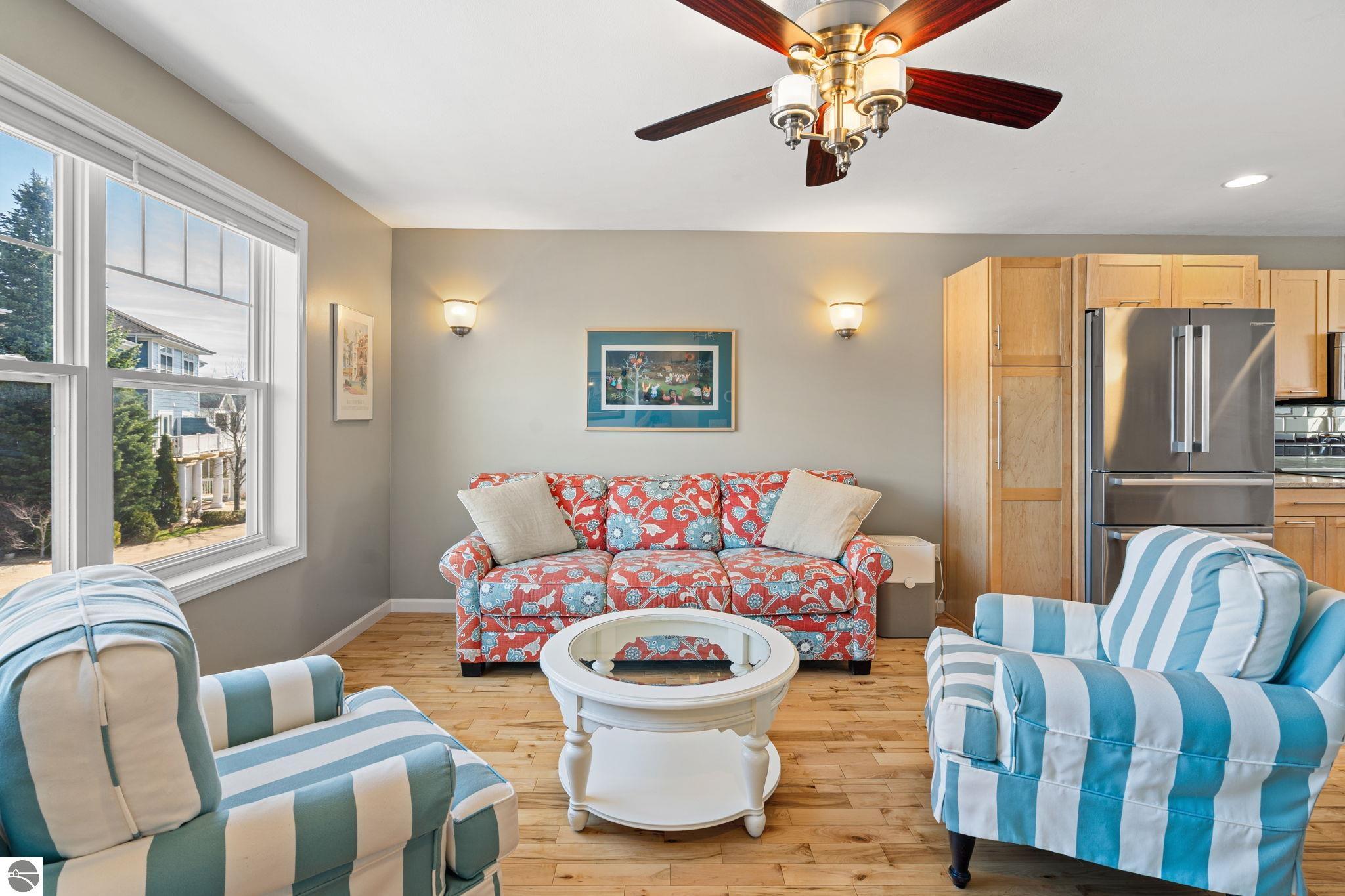 305 E Eighth