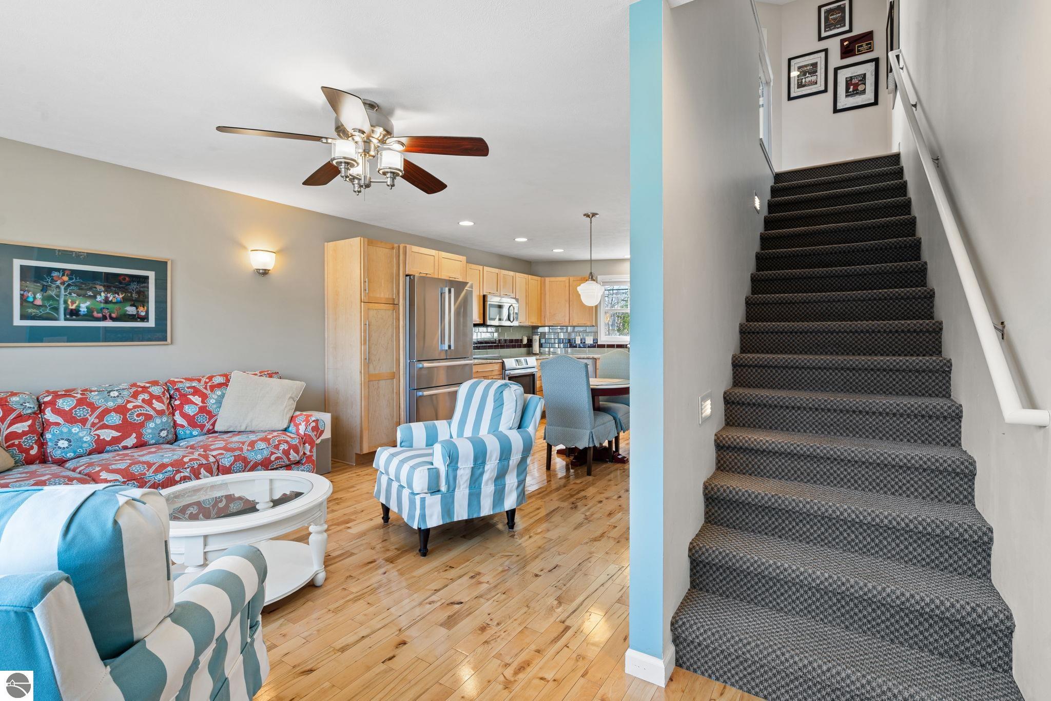305 E Eighth