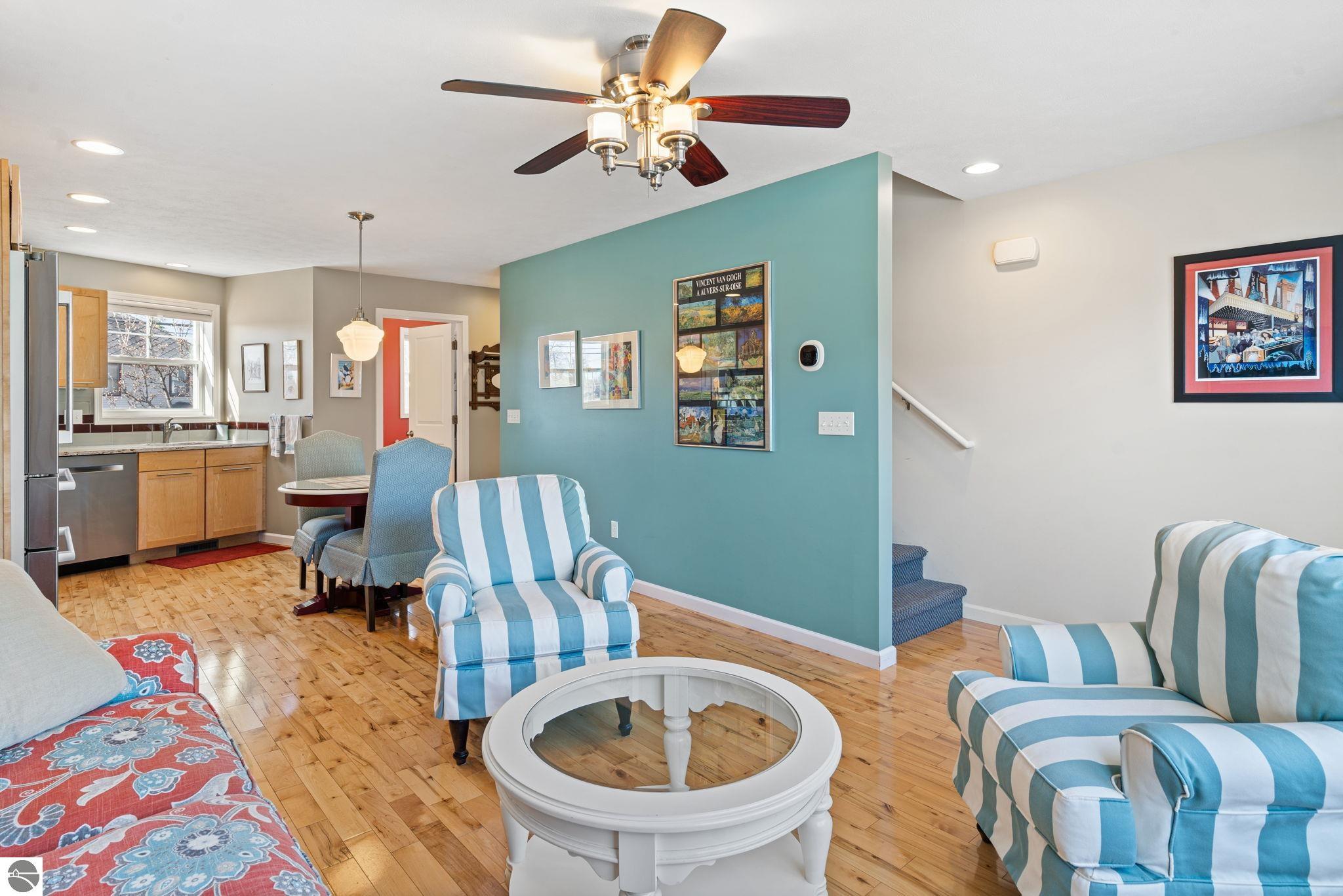 305 E Eighth