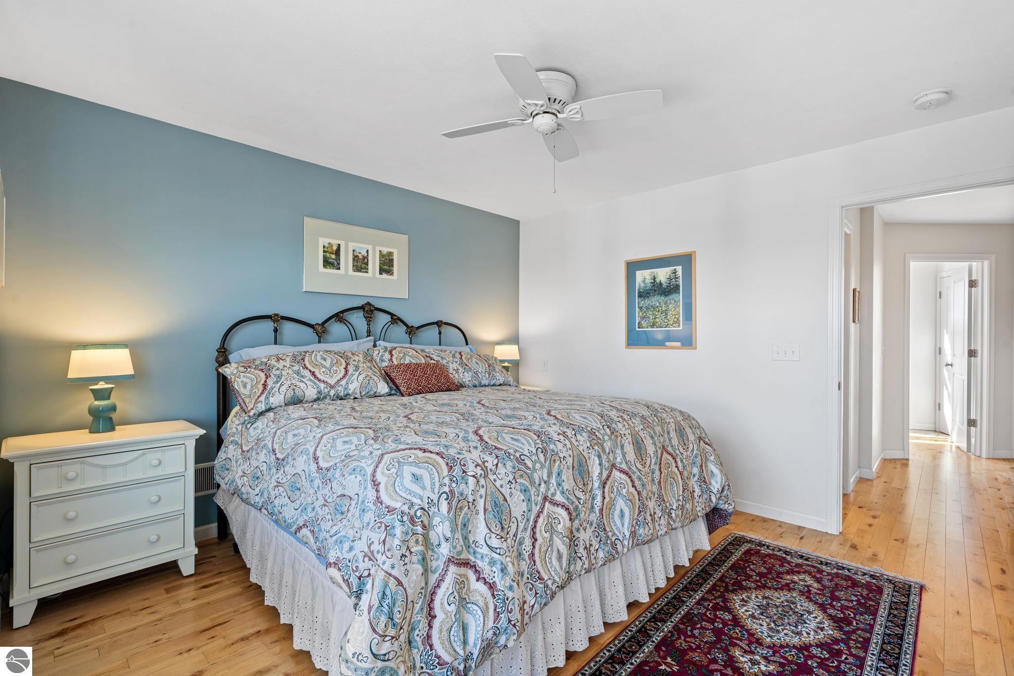 305 E Eighth