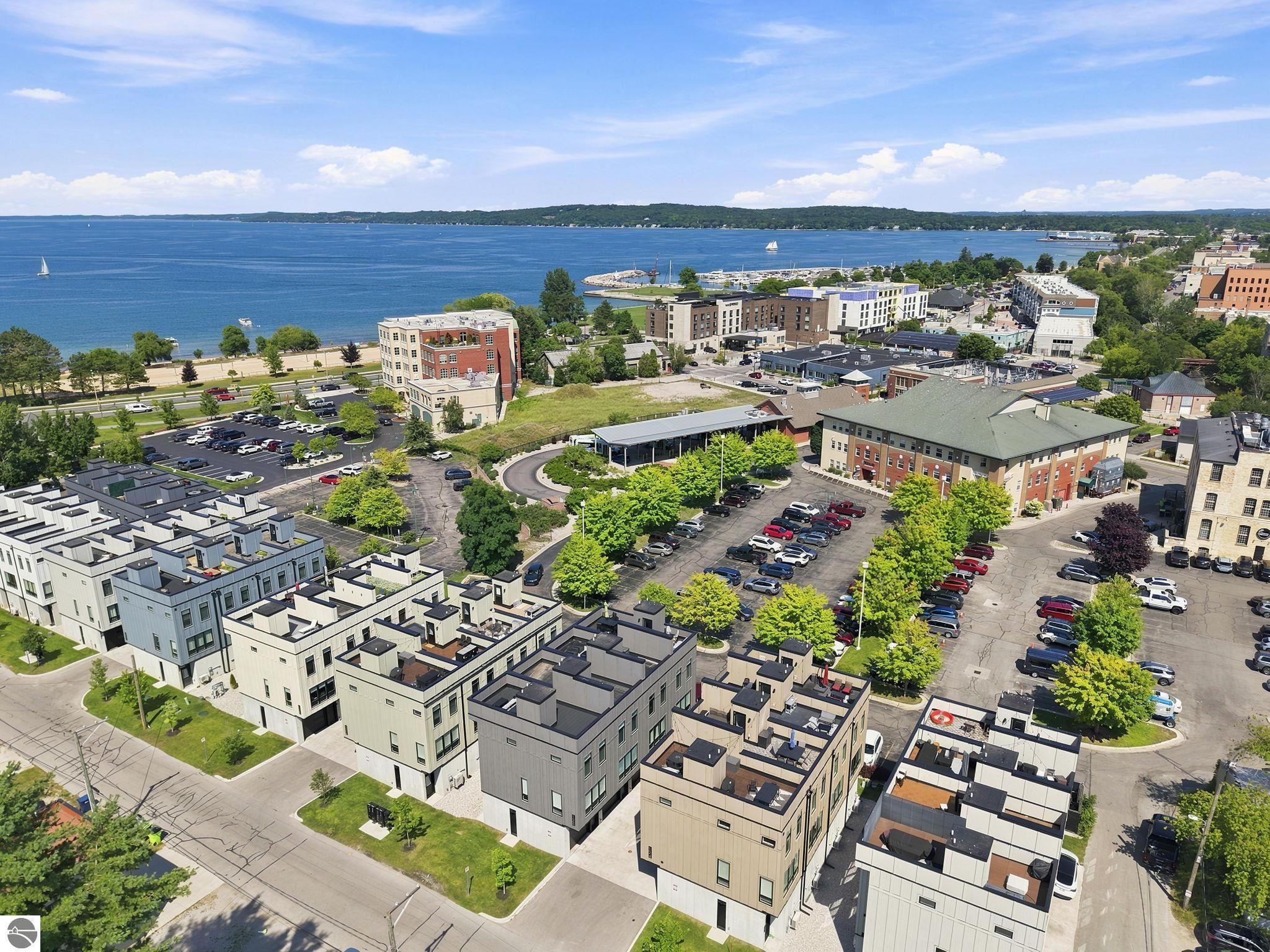 128 Gillis Street # 11 Unit: #11