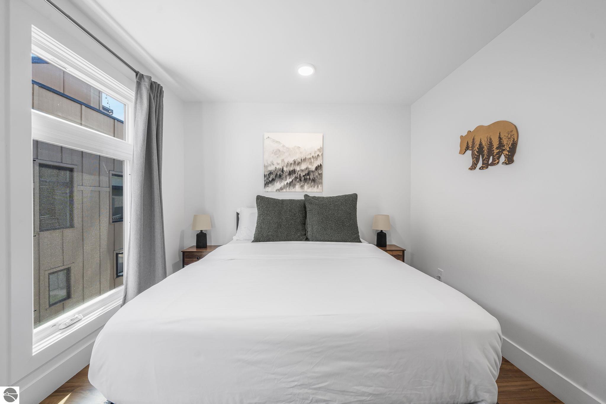 128 Gillis Street # 11 Unit: #11