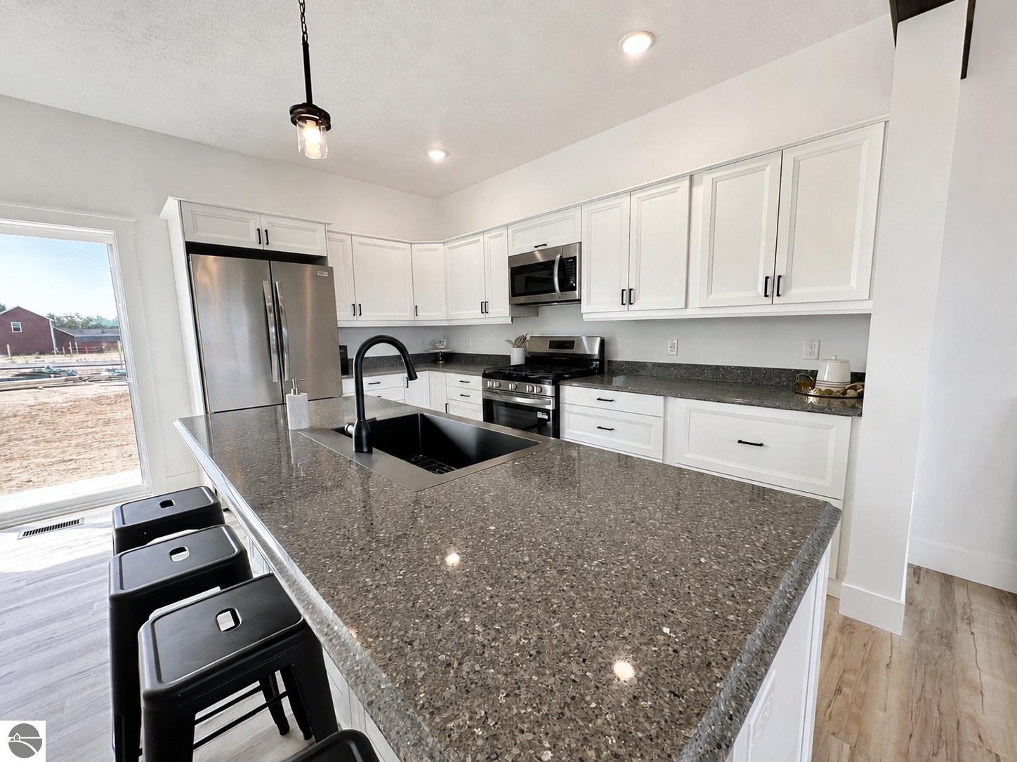 278 Viola Lane # 3 Unit: #3