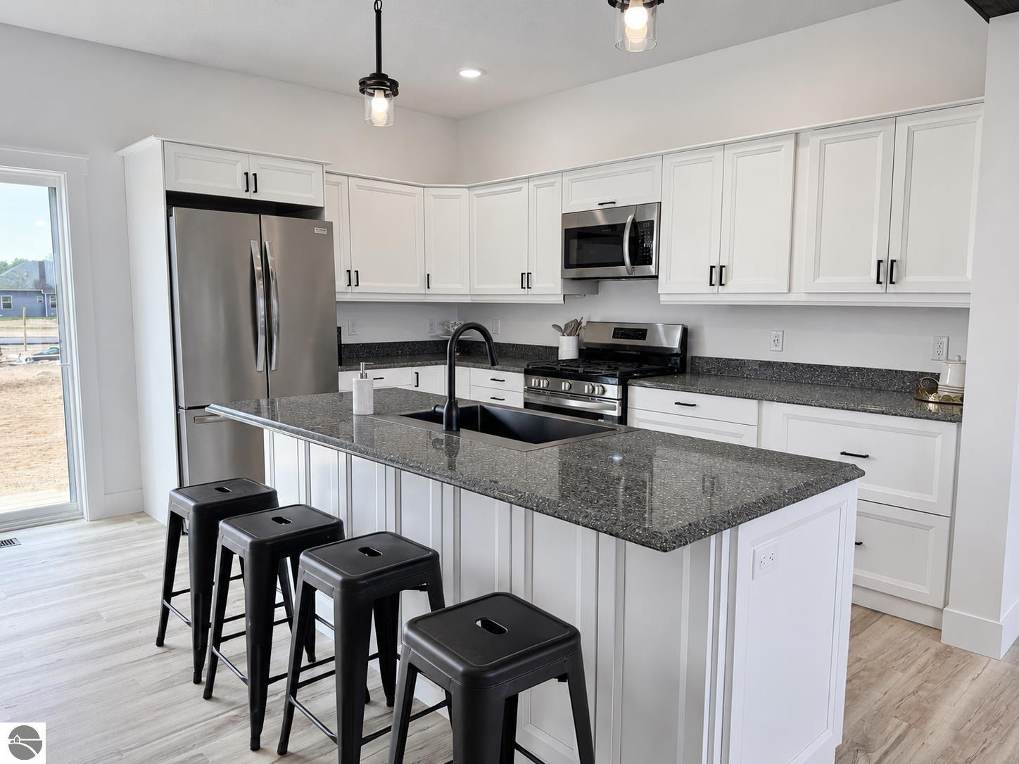 278 Viola Lane # 3 Unit: #3