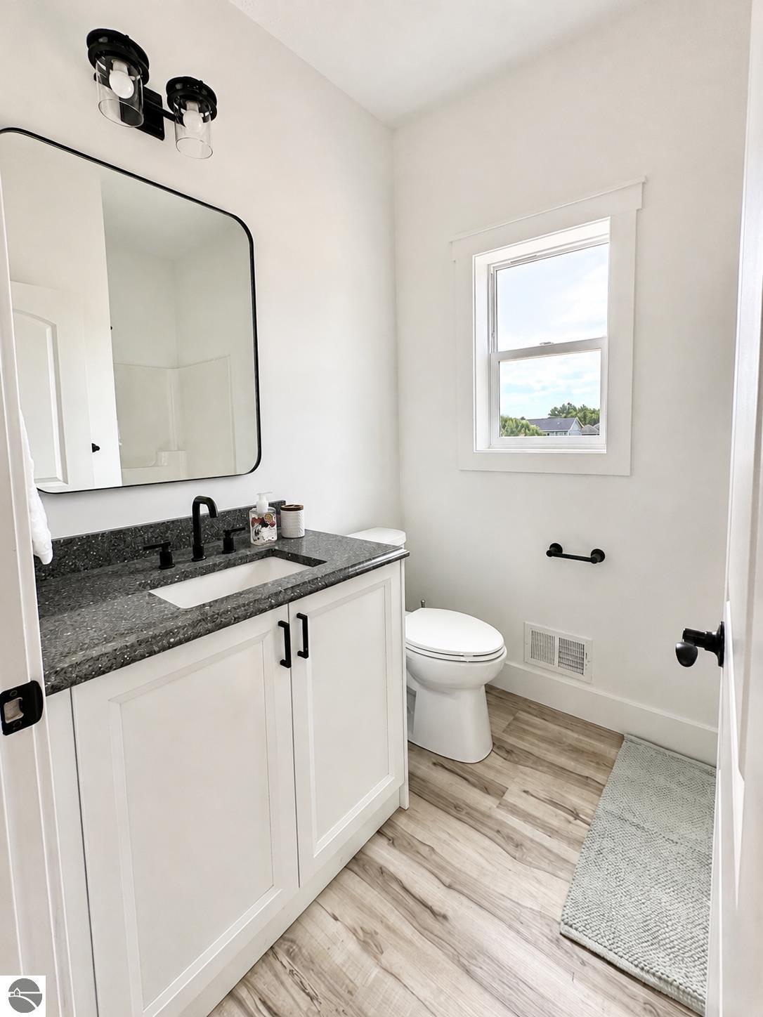 278 Viola Lane # 3 Unit: #3