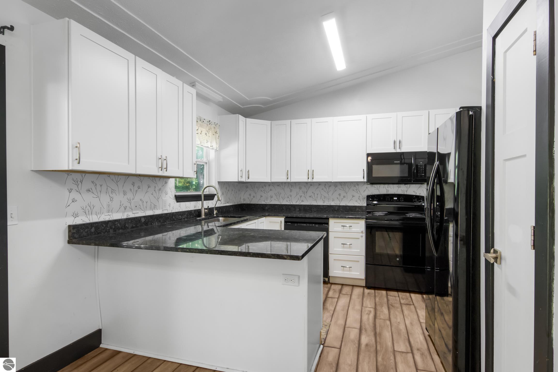 18781 Lakewood