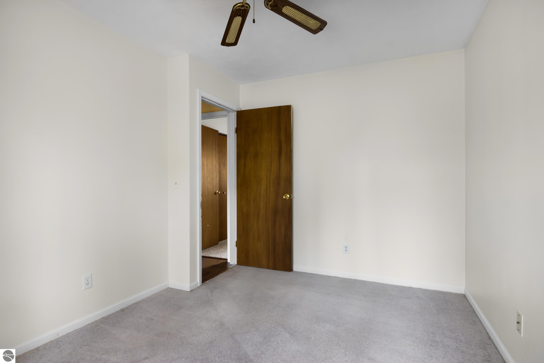 4653 N Reynolds Road