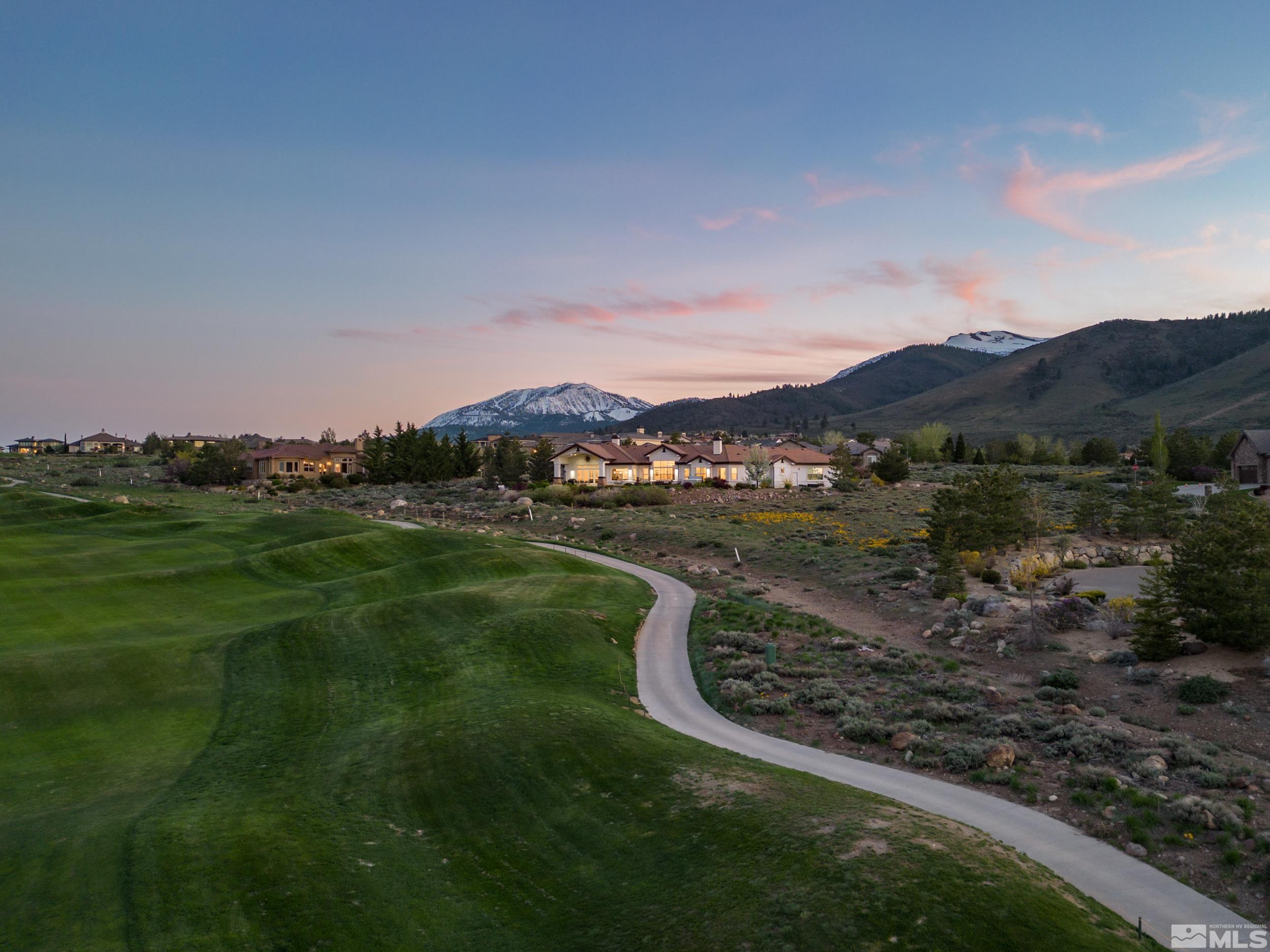 6182 N Featherstone Cir