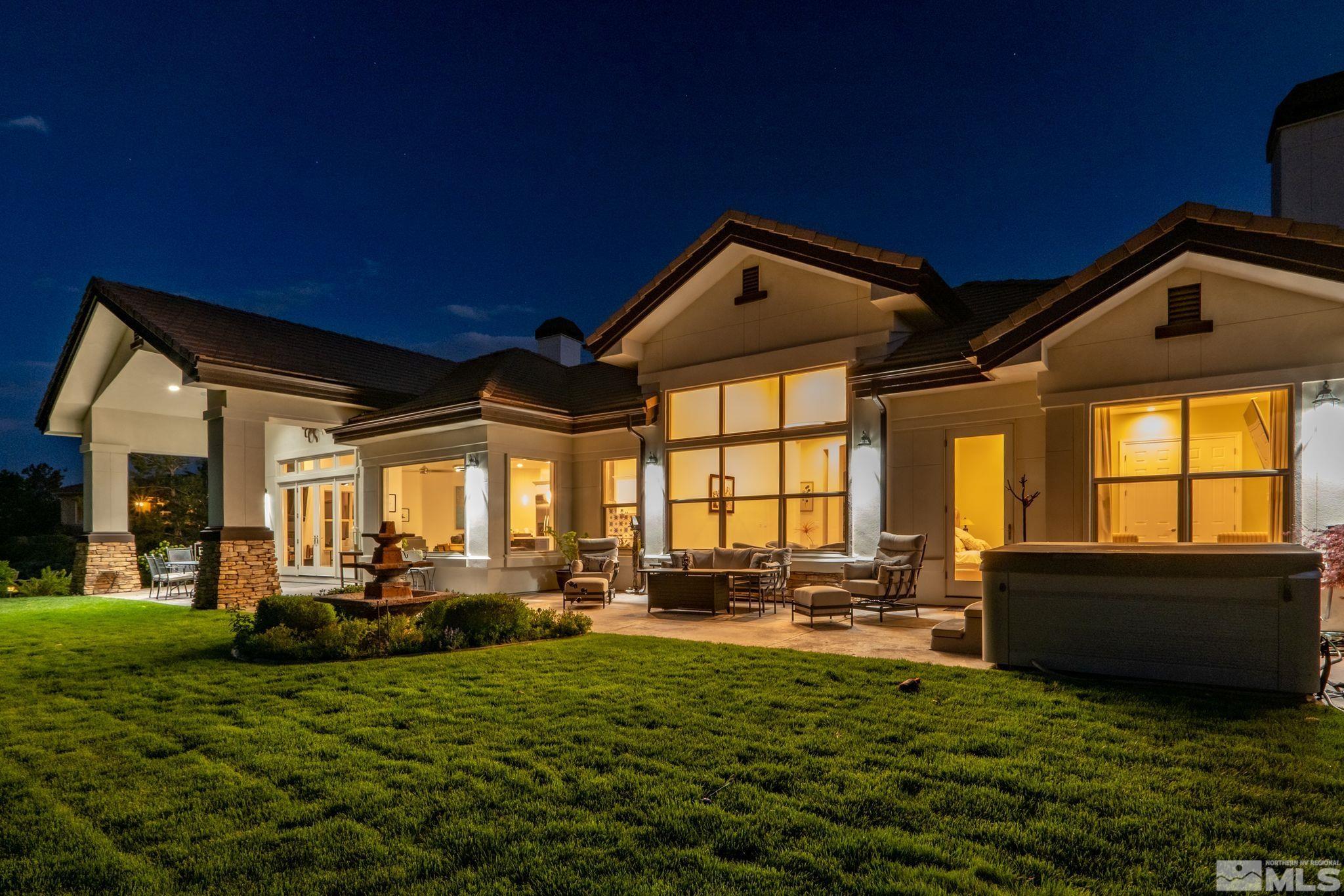 6182 N Featherstone Cir