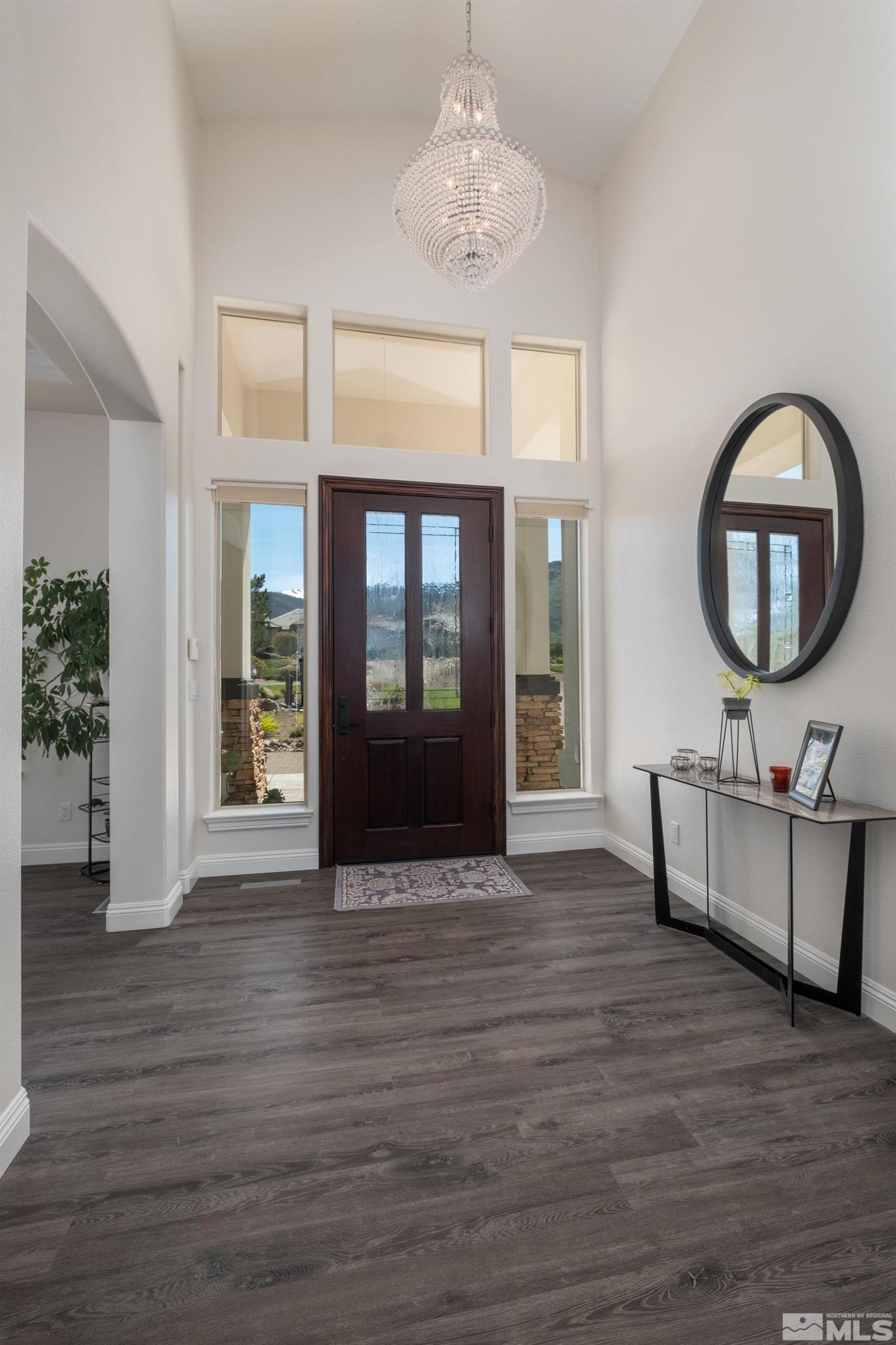 6182 N Featherstone Cir