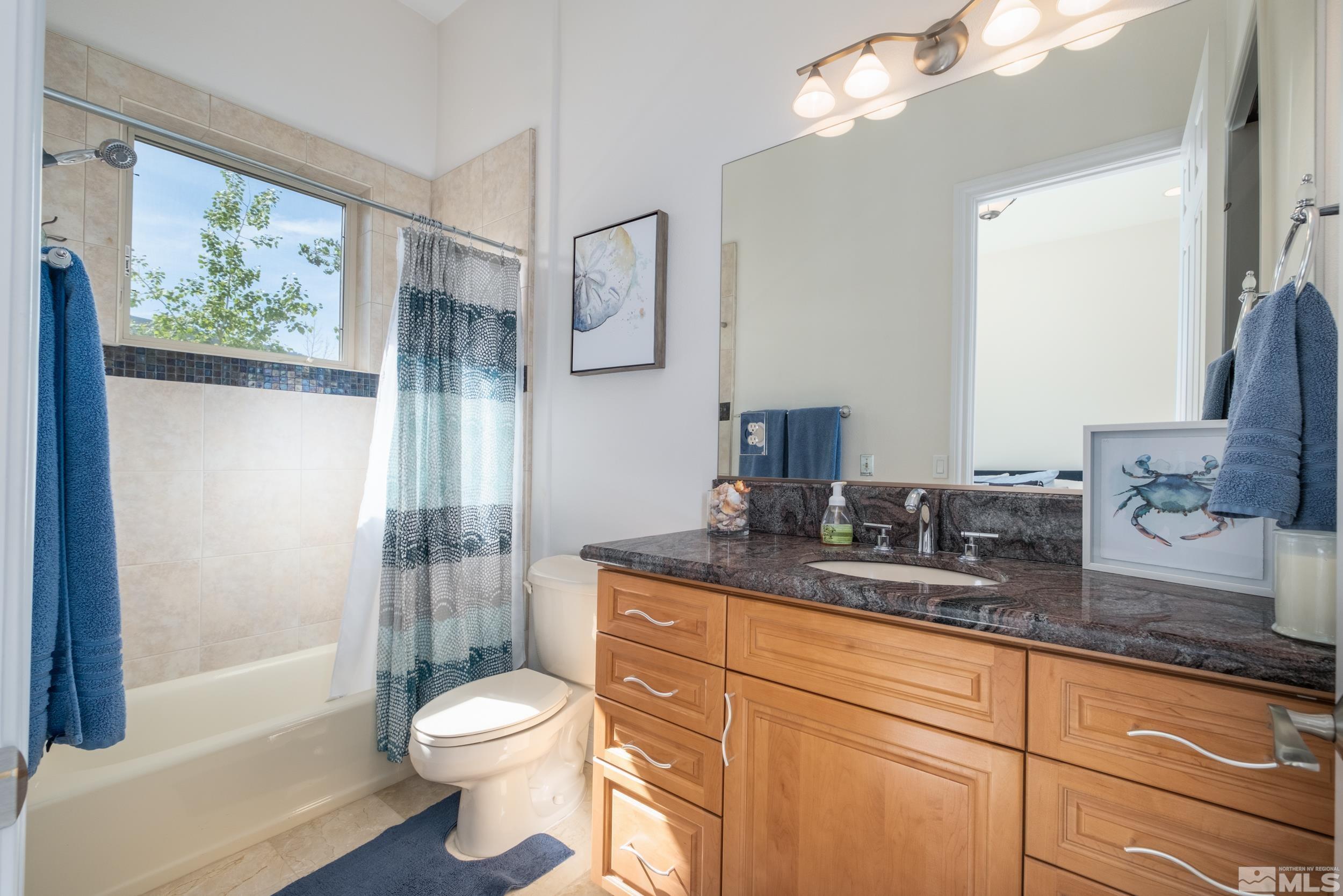 6182 N Featherstone Cir