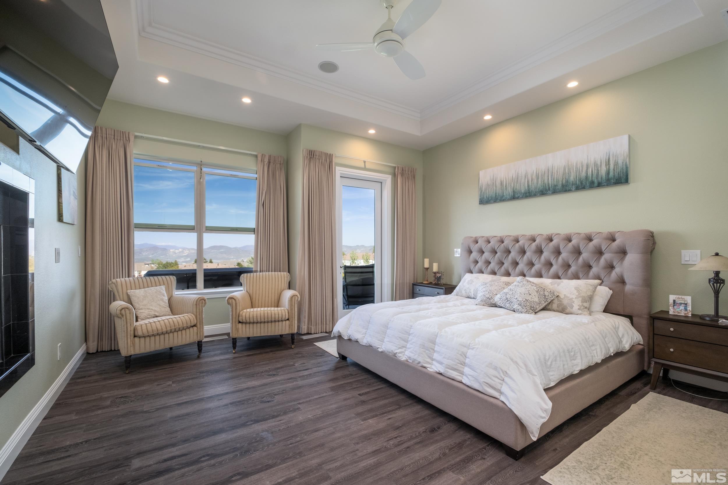 6182 N Featherstone Cir