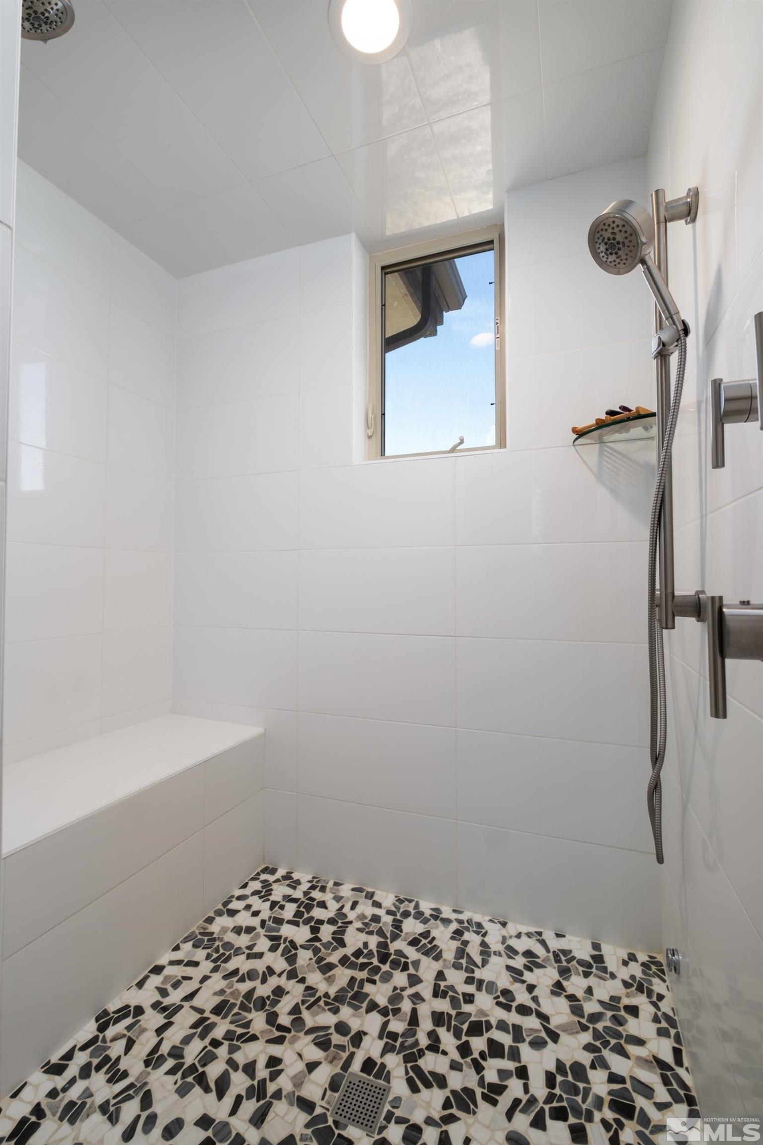 6182 N Featherstone Cir