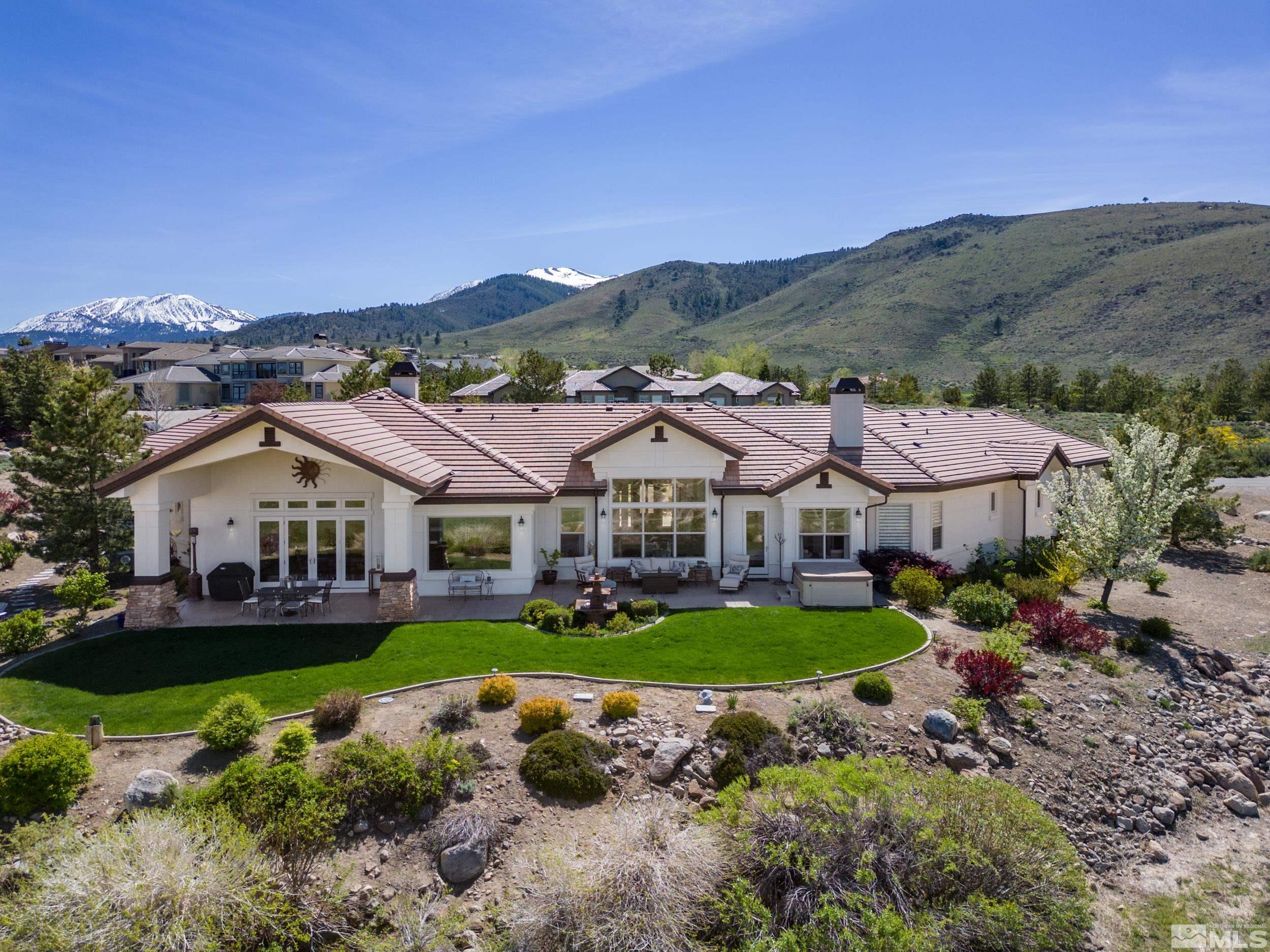 6182 N Featherstone Cir