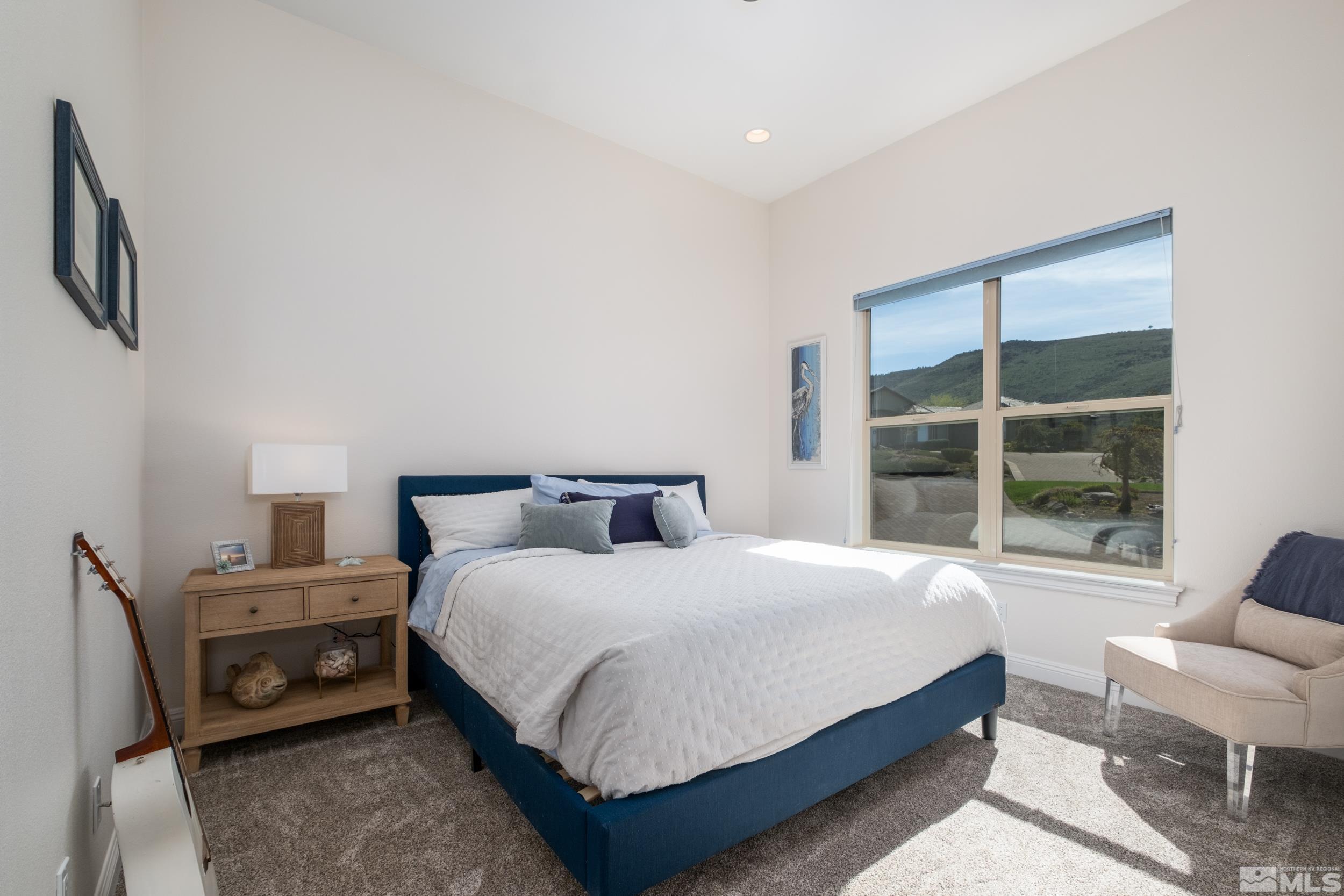 6182 N Featherstone Cir