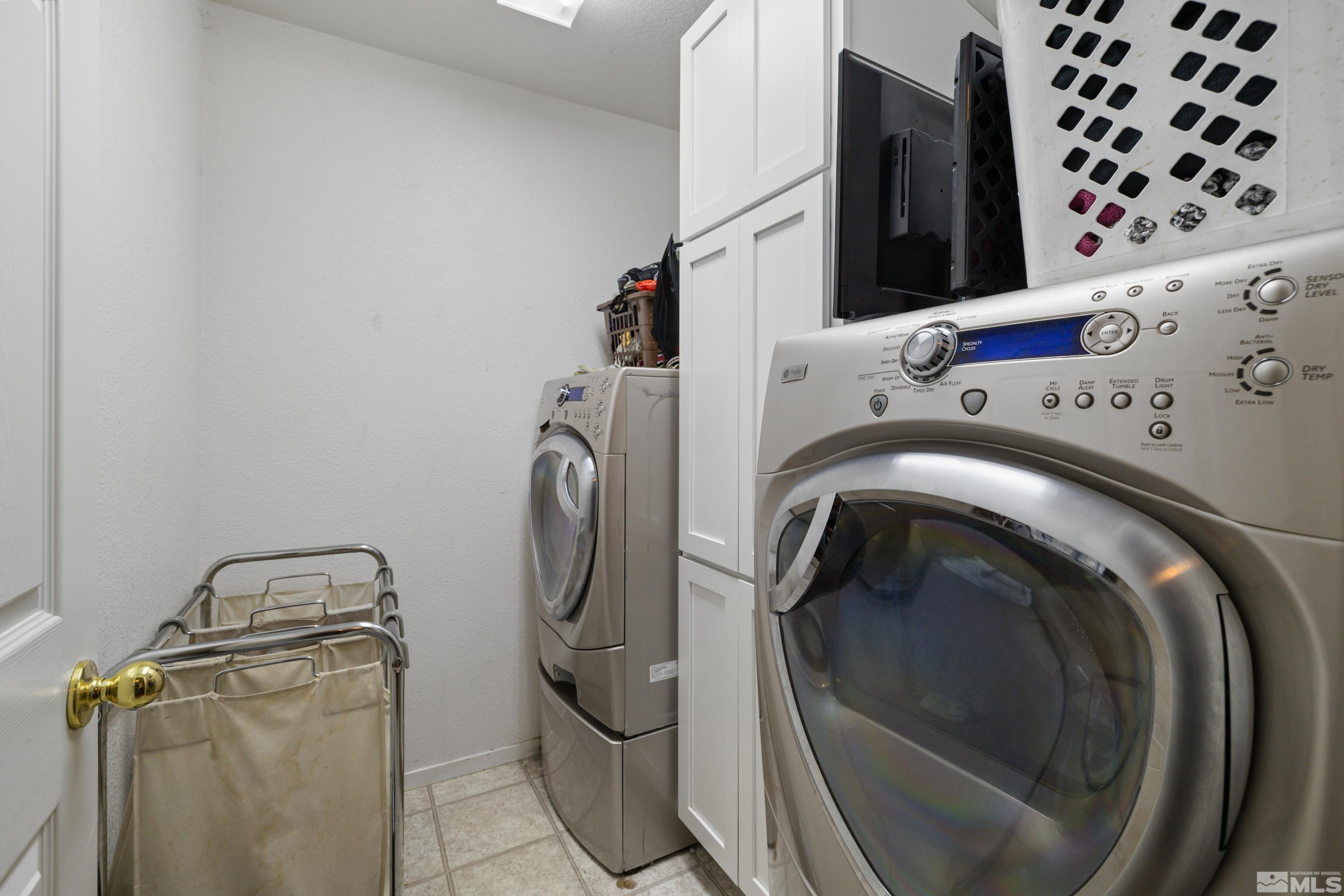 9698 Canyon Meadows Drr