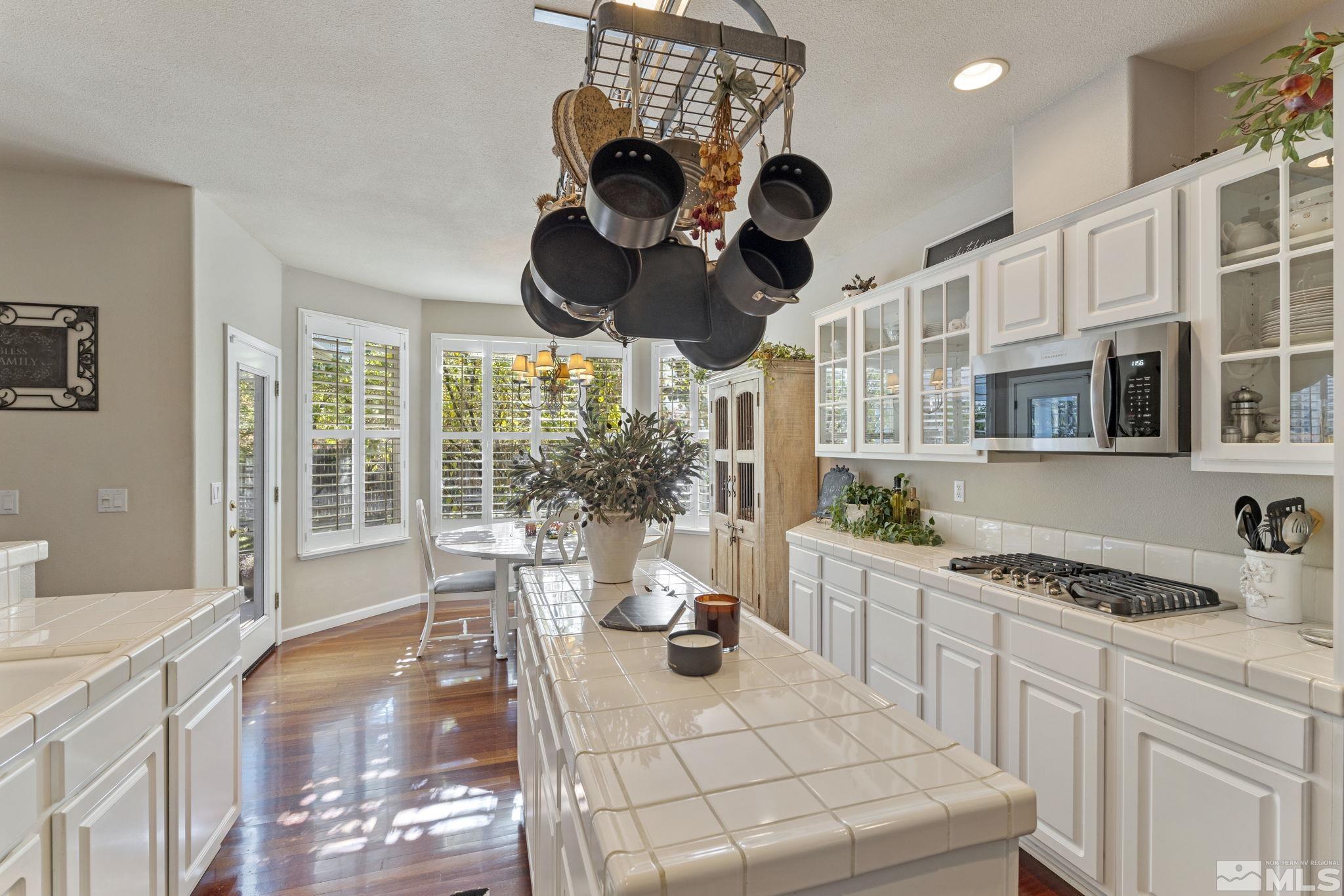 1880 Rolling Brook Ln