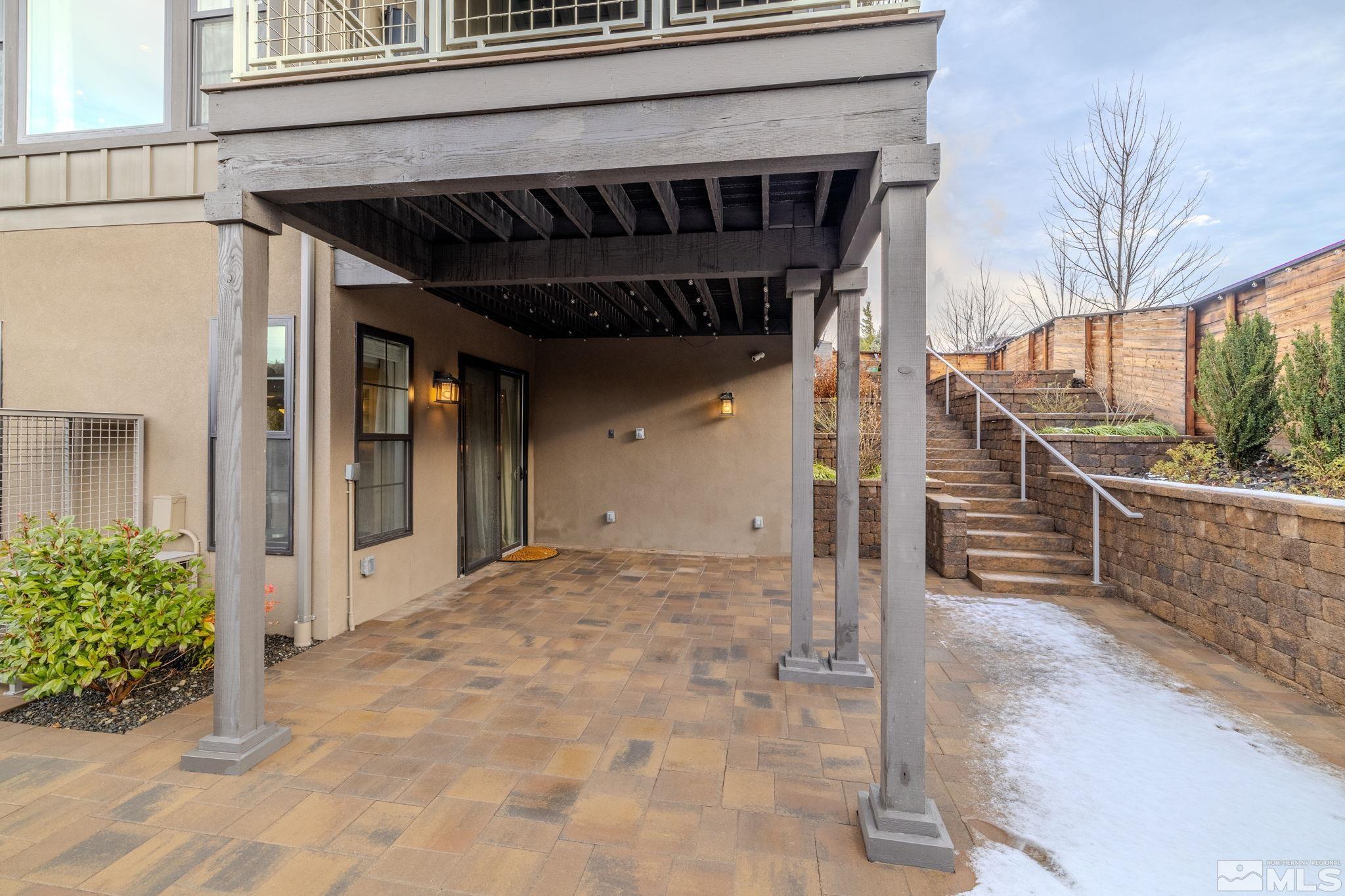 4005 Whispering Pine Loop