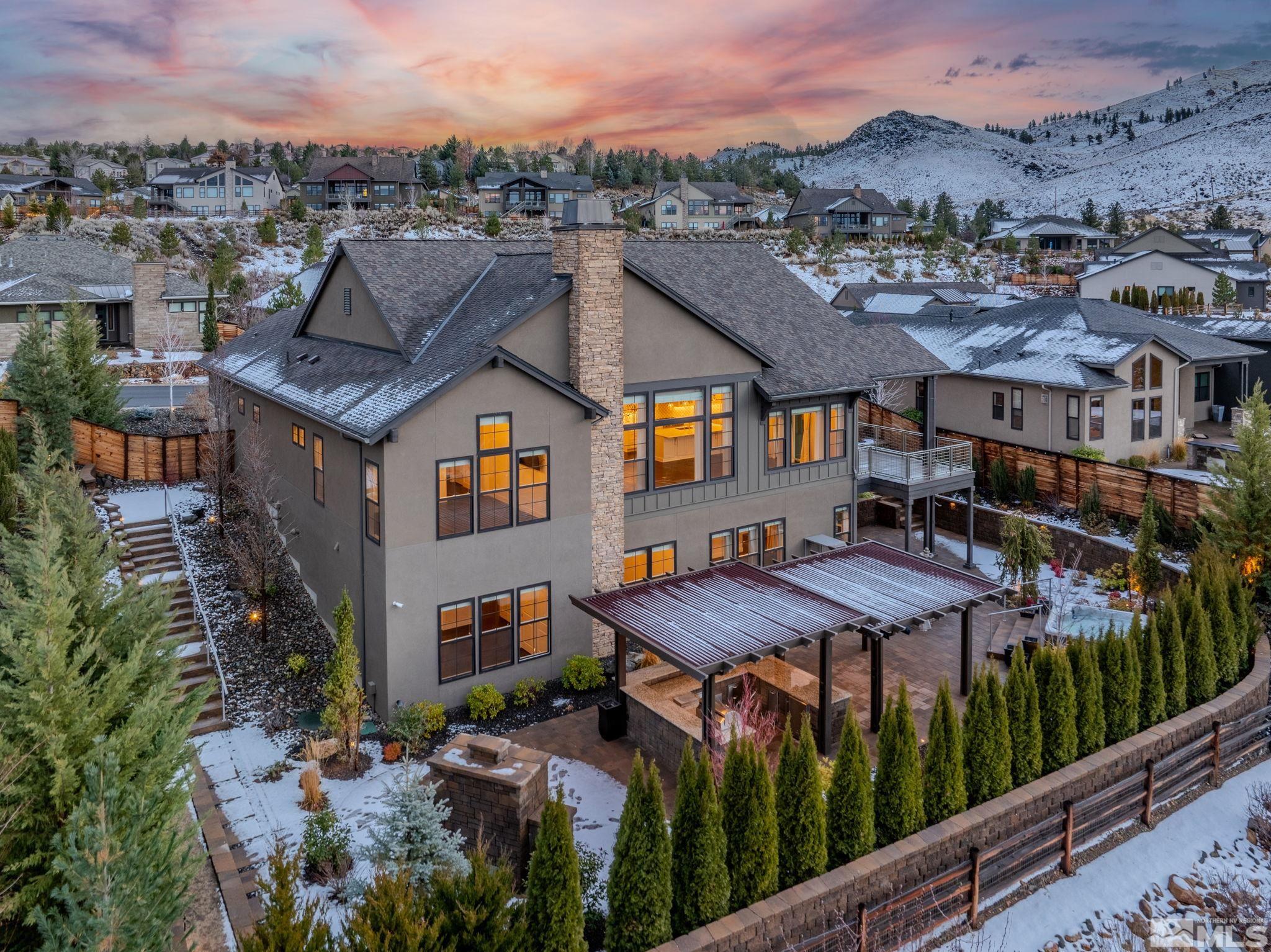 4005 Whispering Pine Loop