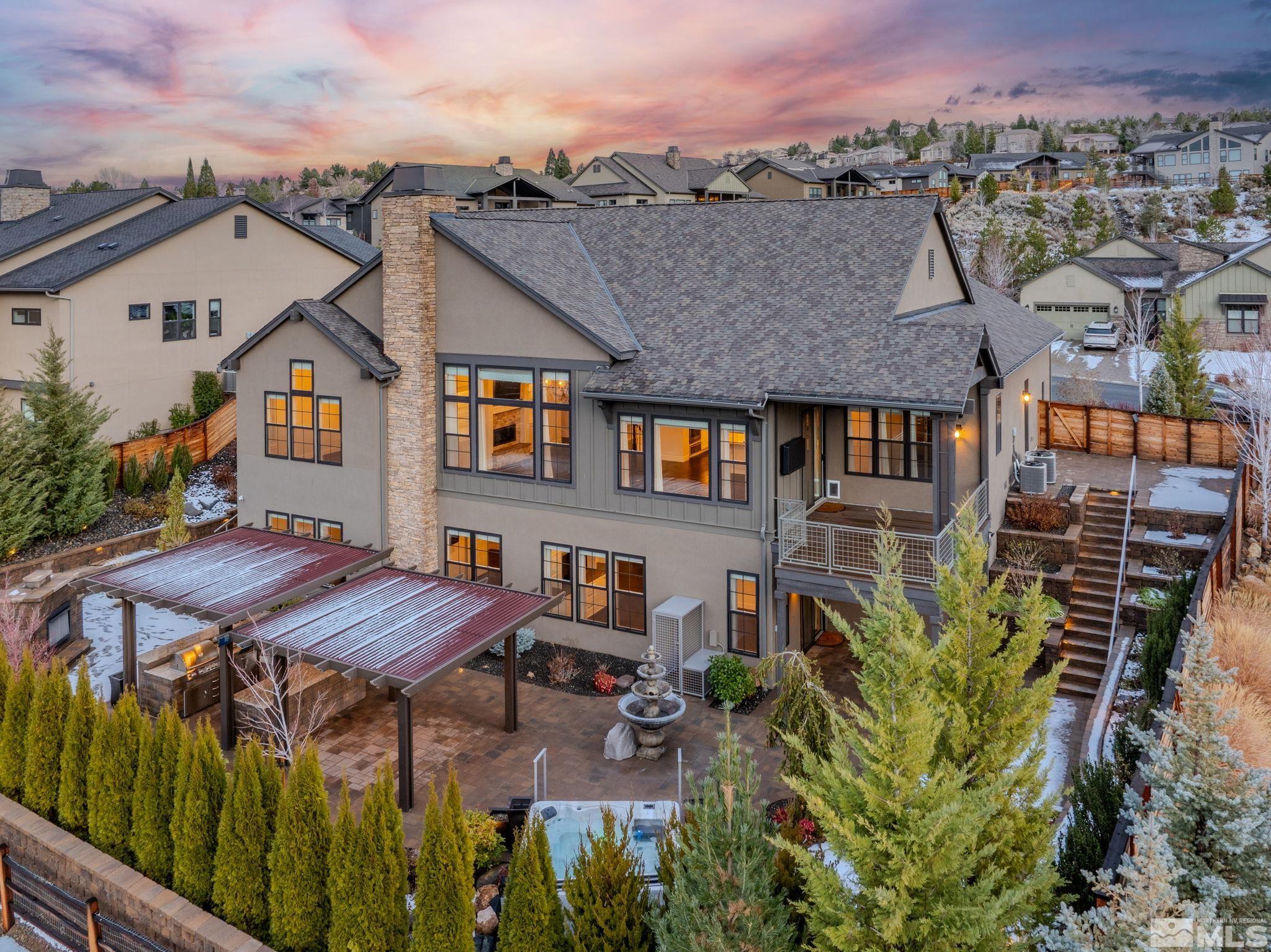 4005 Whispering Pine Loop