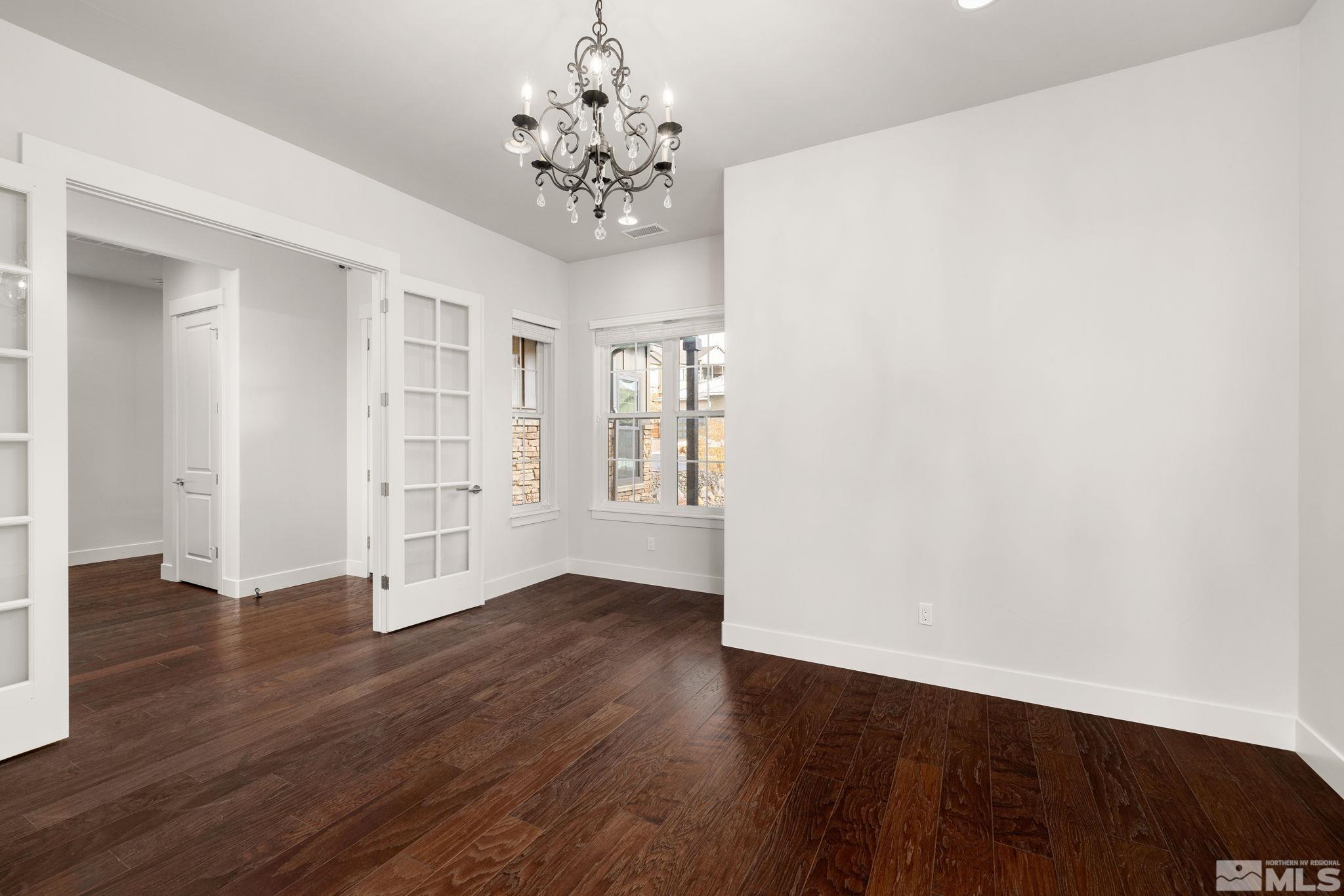 4005 Whispering Pine Loop