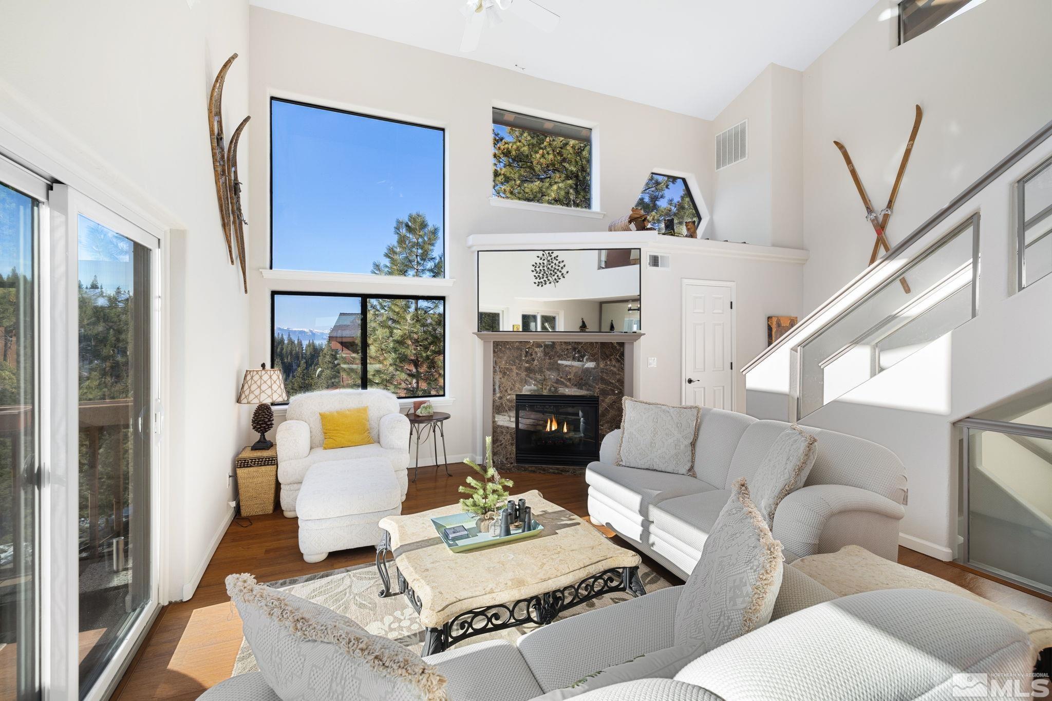 400 Fairview Blvd Unit: 21