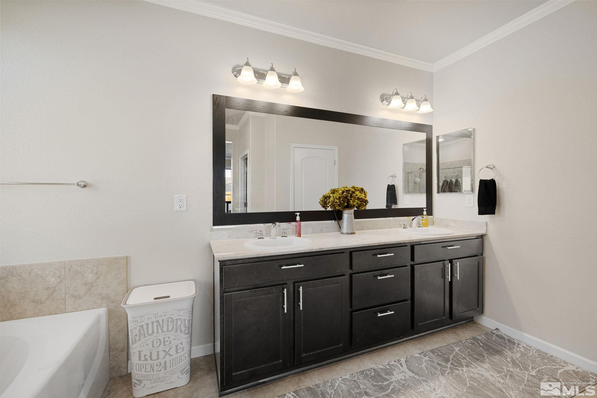 2183 Kingston Canyon Dr