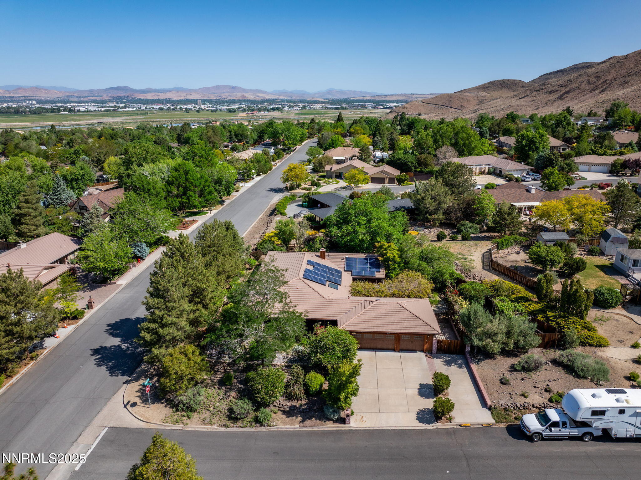 7205 Lingfield Drive