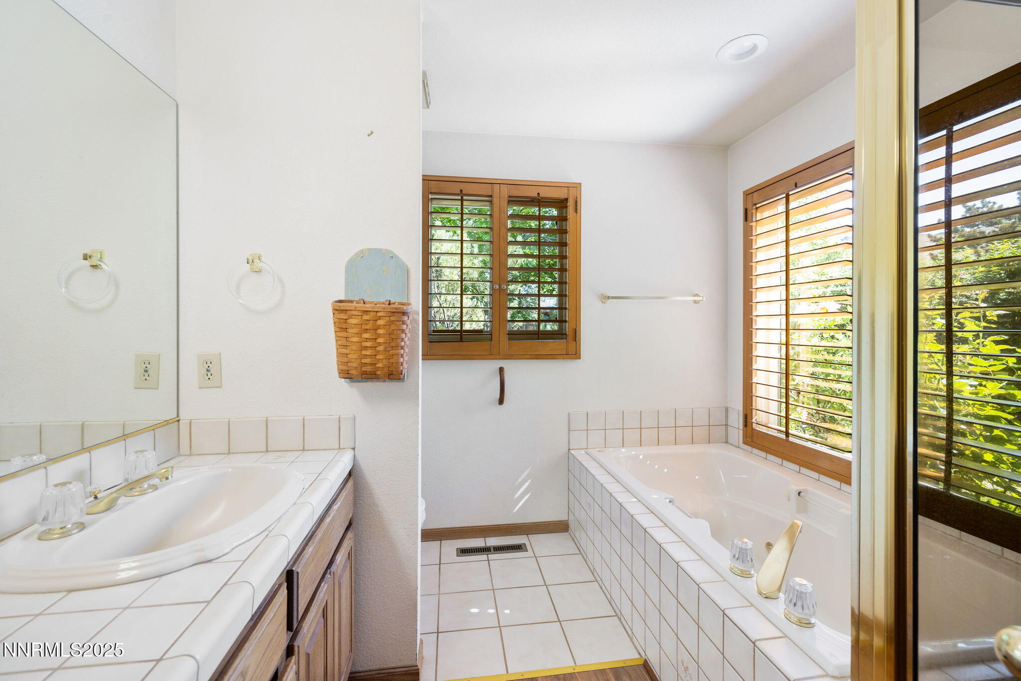 7205 Lingfield Drive