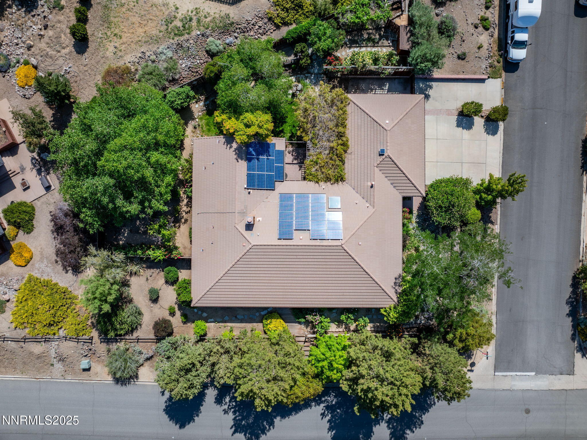 7205 Lingfield Drive