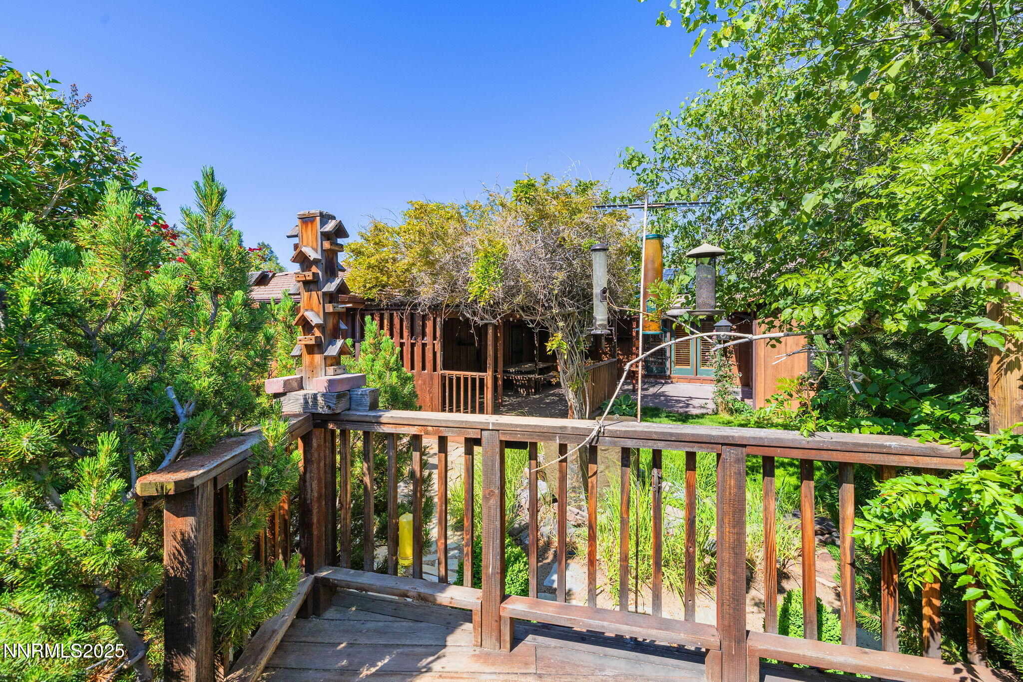 7205 Lingfield Drive