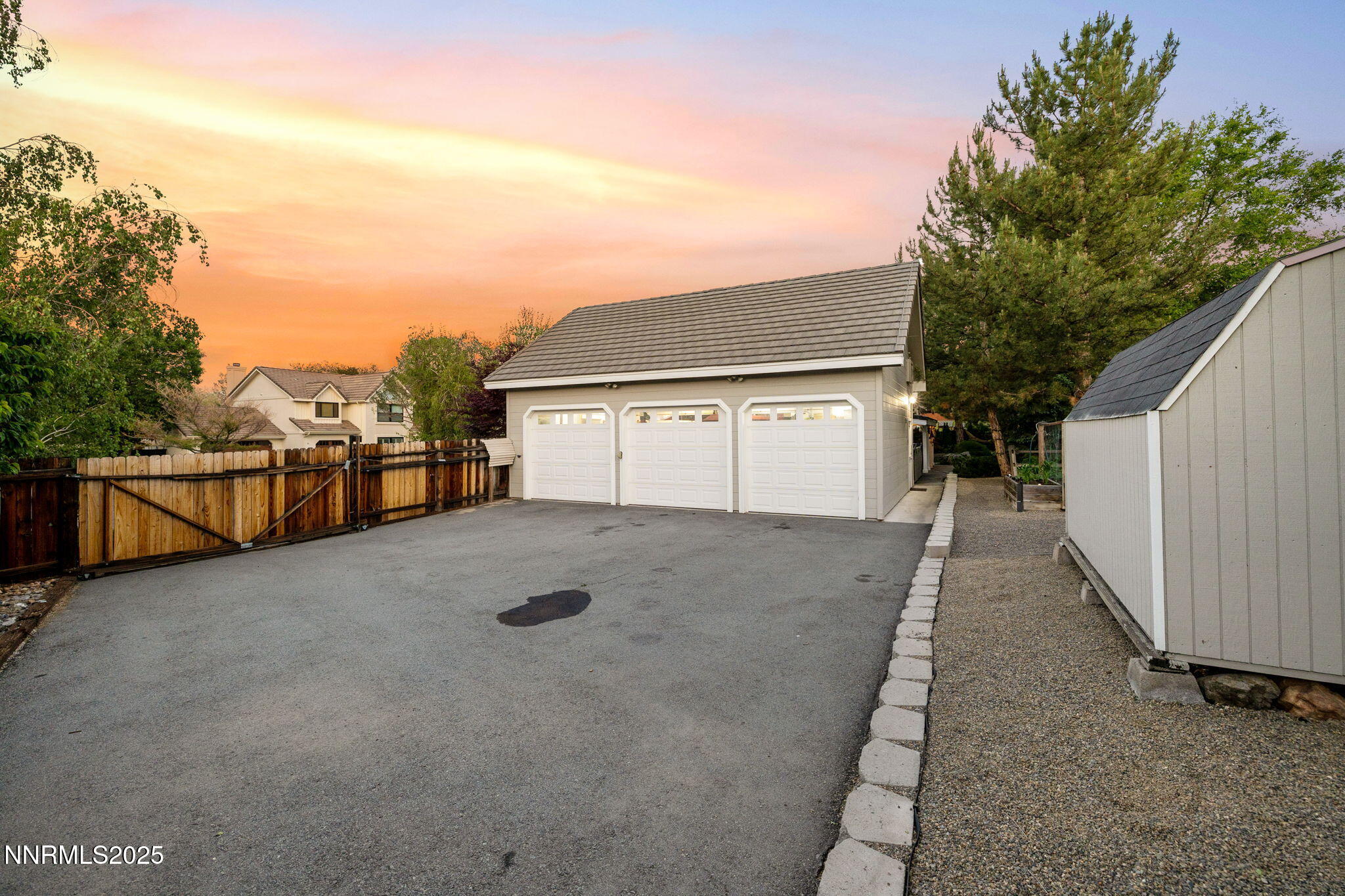 2353 Queen Anne Court