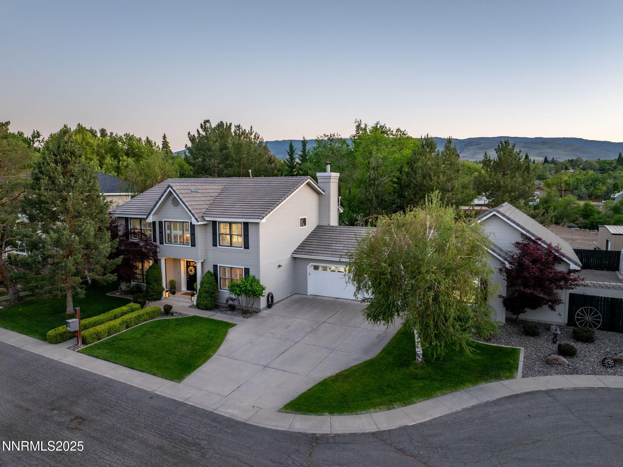 2353 Queen Anne Court