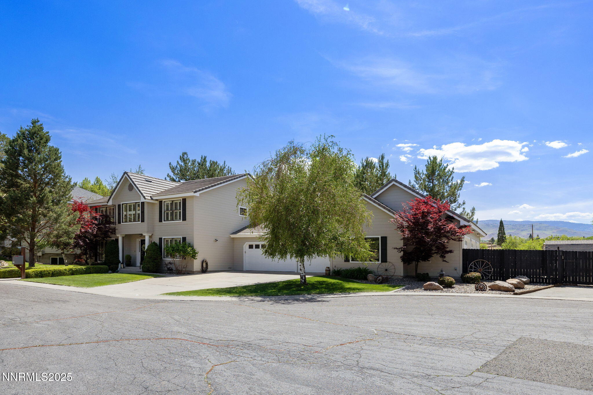 2353 Queen Anne Court