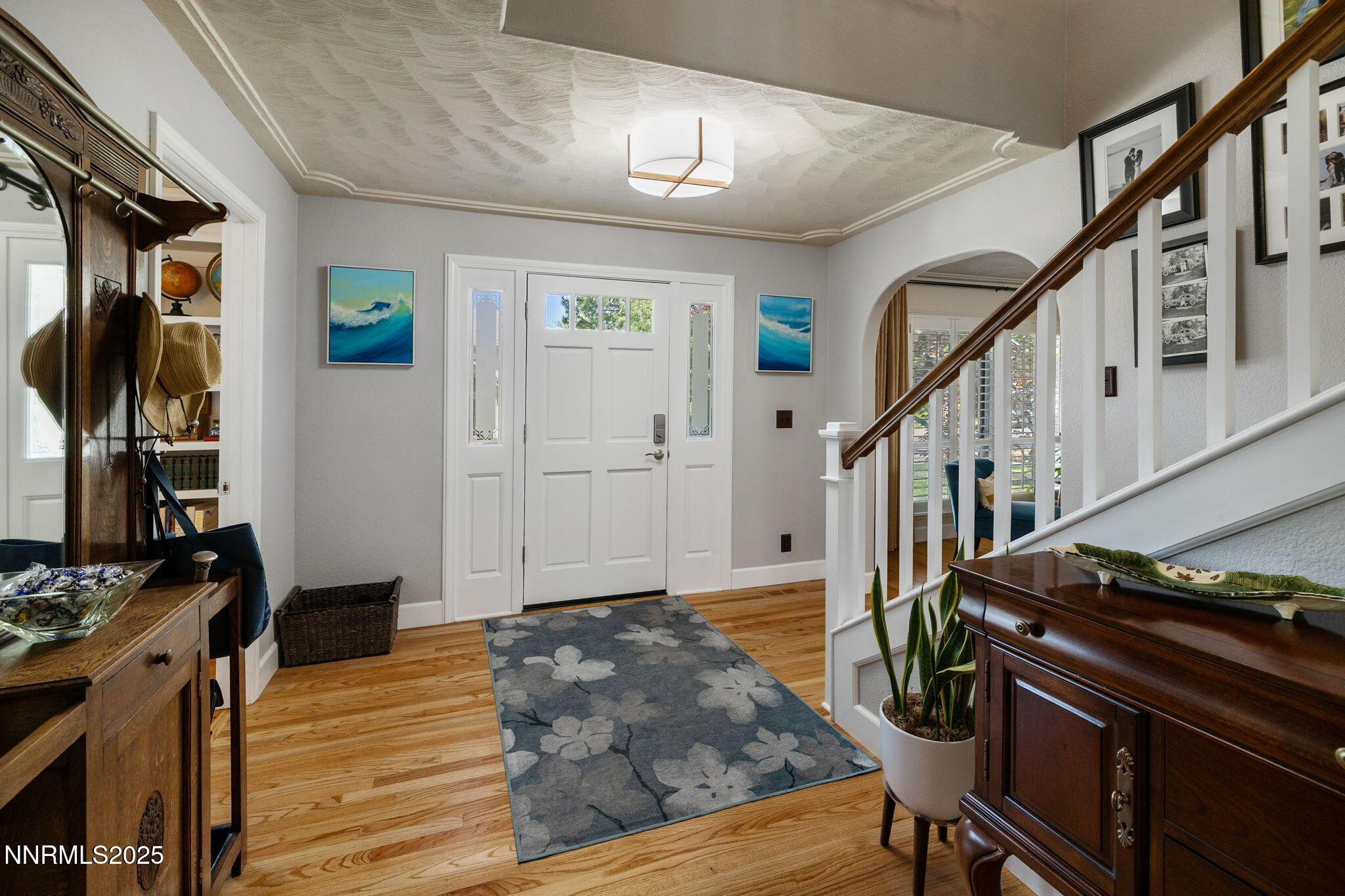 2353 Queen Anne Court