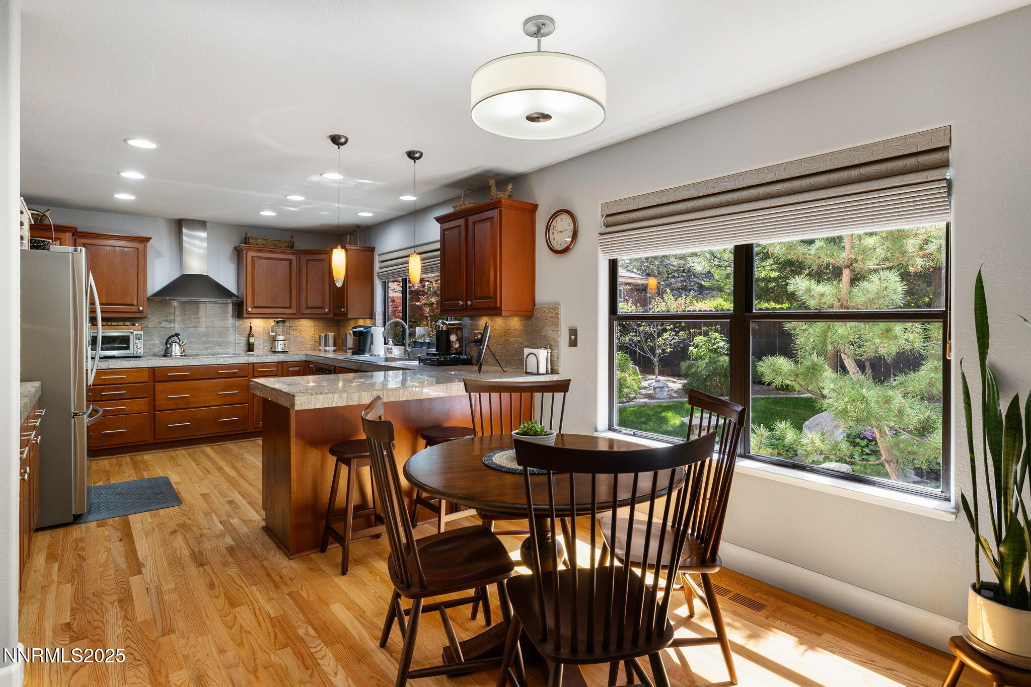 2353 Queen Anne Court