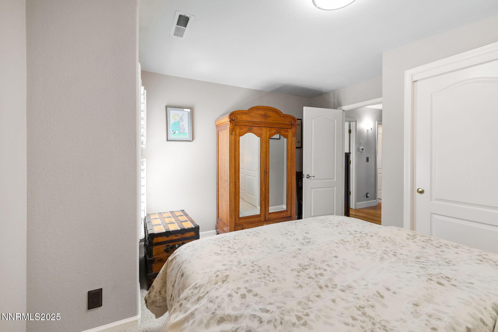 2353 Queen Anne Court