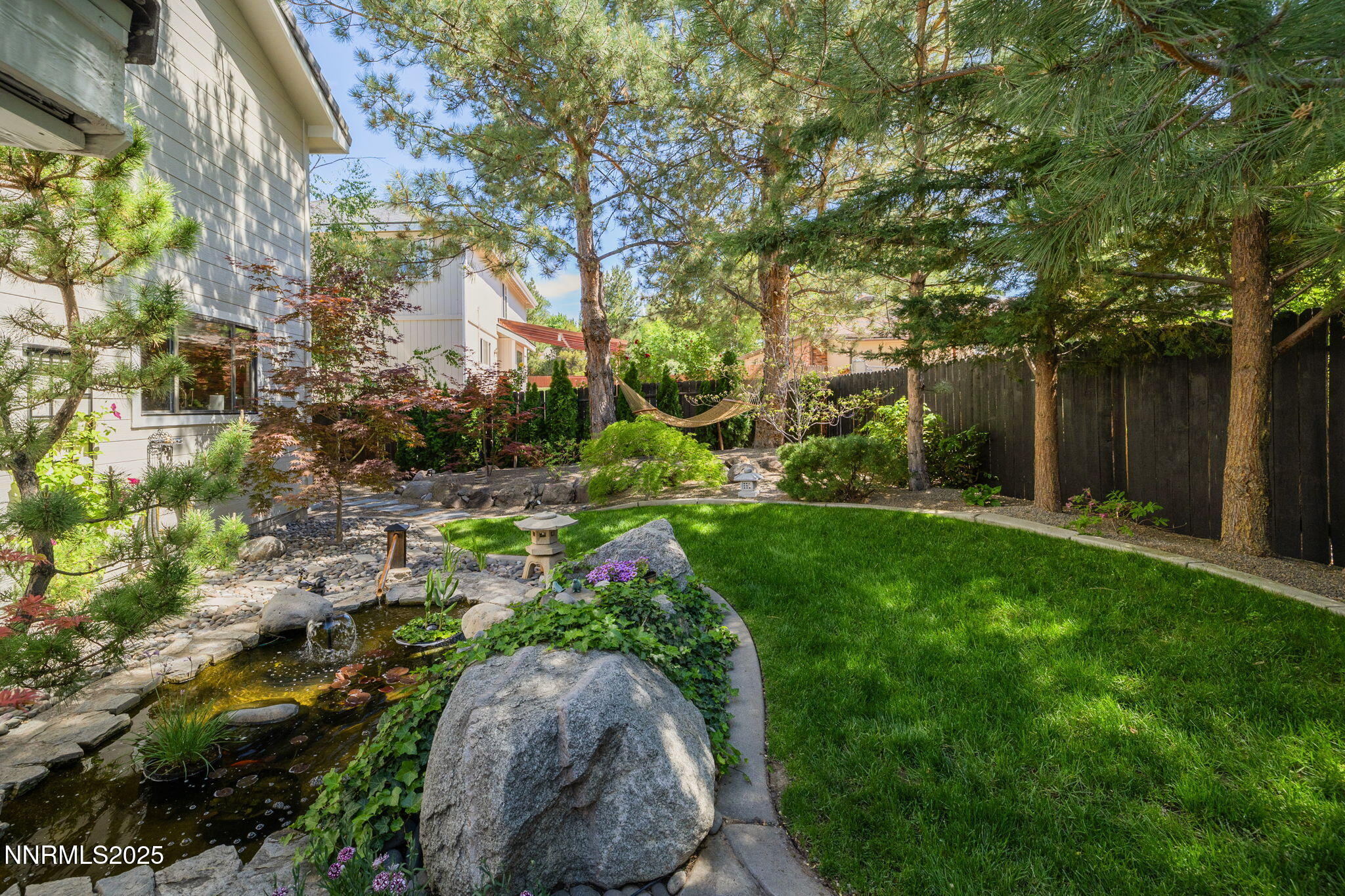 2353 Queen Anne Court