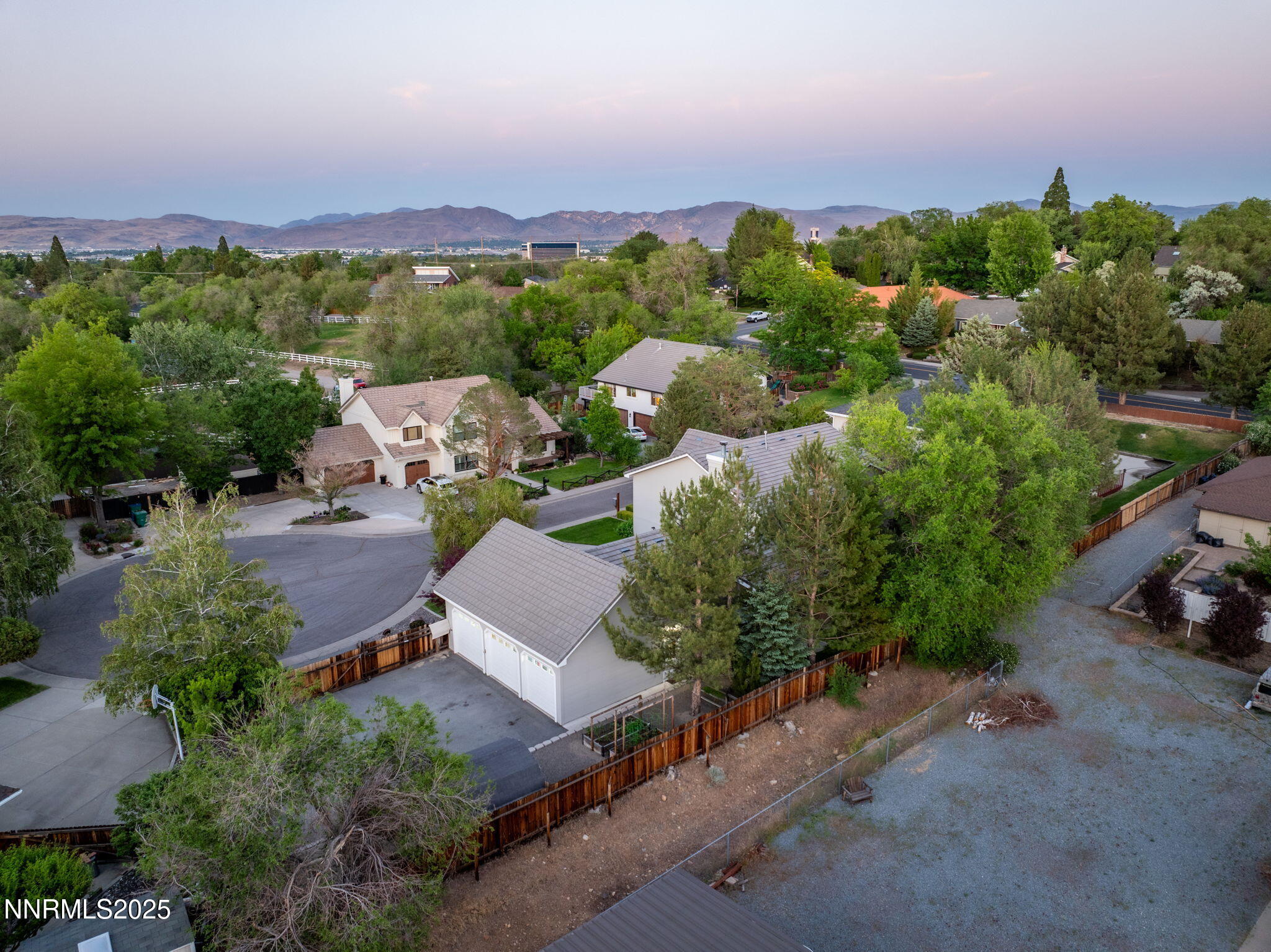 2353 Queen Anne Court