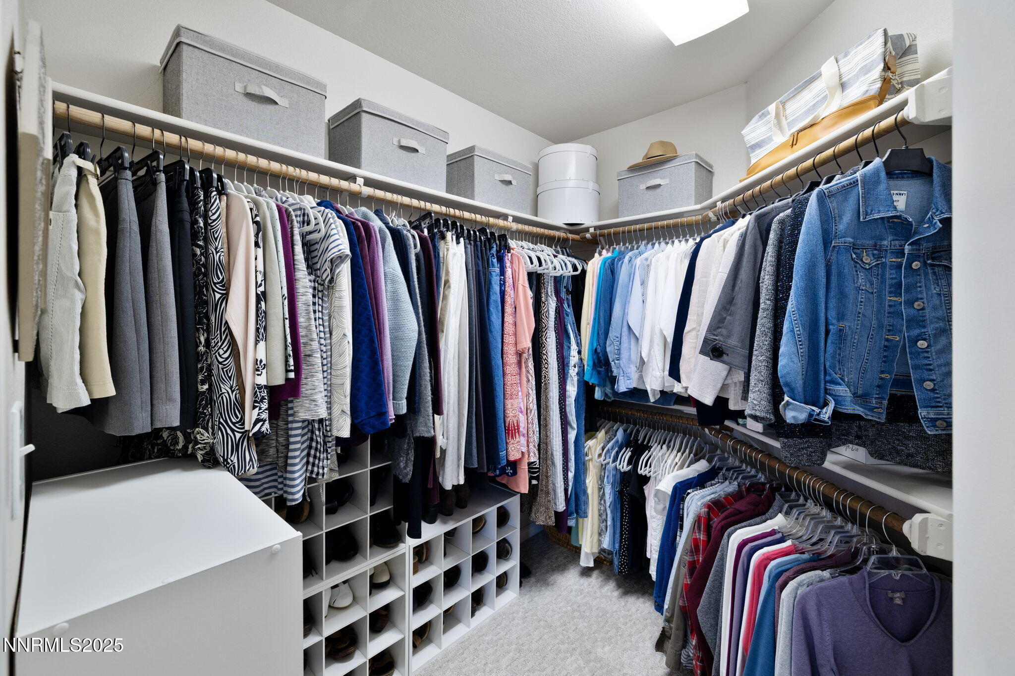 2353 Queen Anne Court