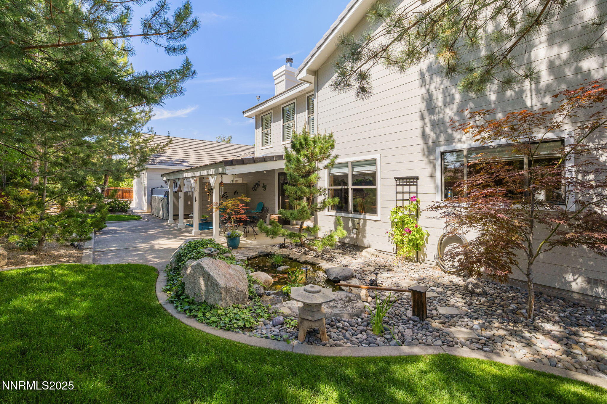 2353 Queen Anne Court