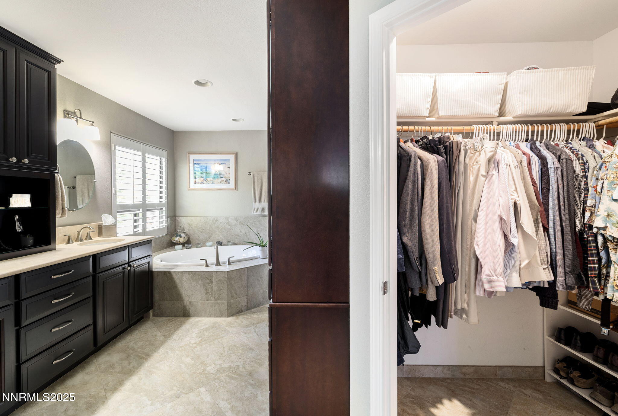 2353 Queen Anne Court