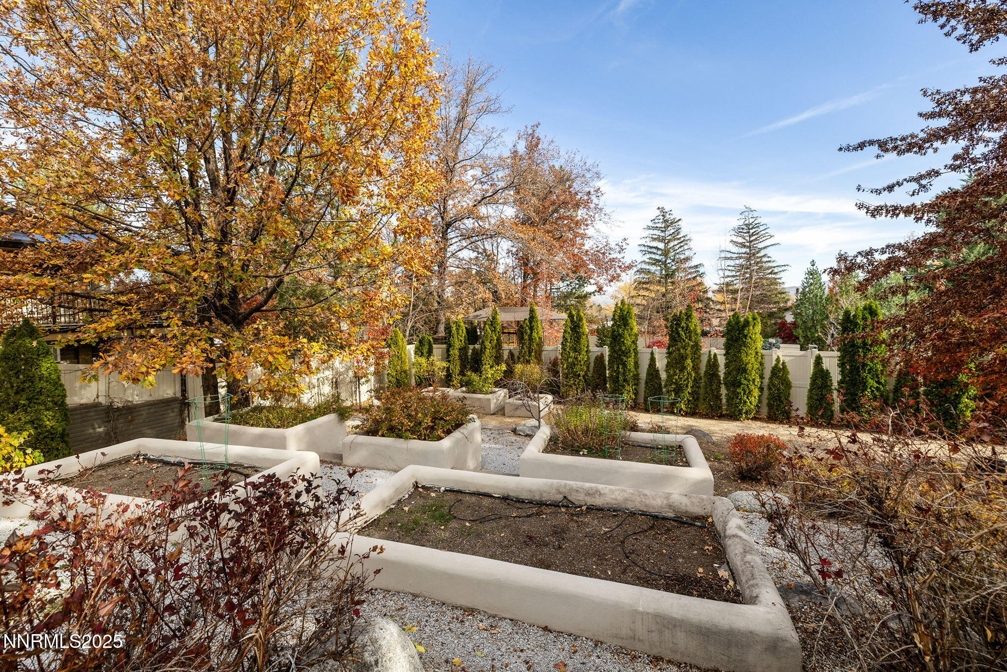 1825 Manzanita Circle