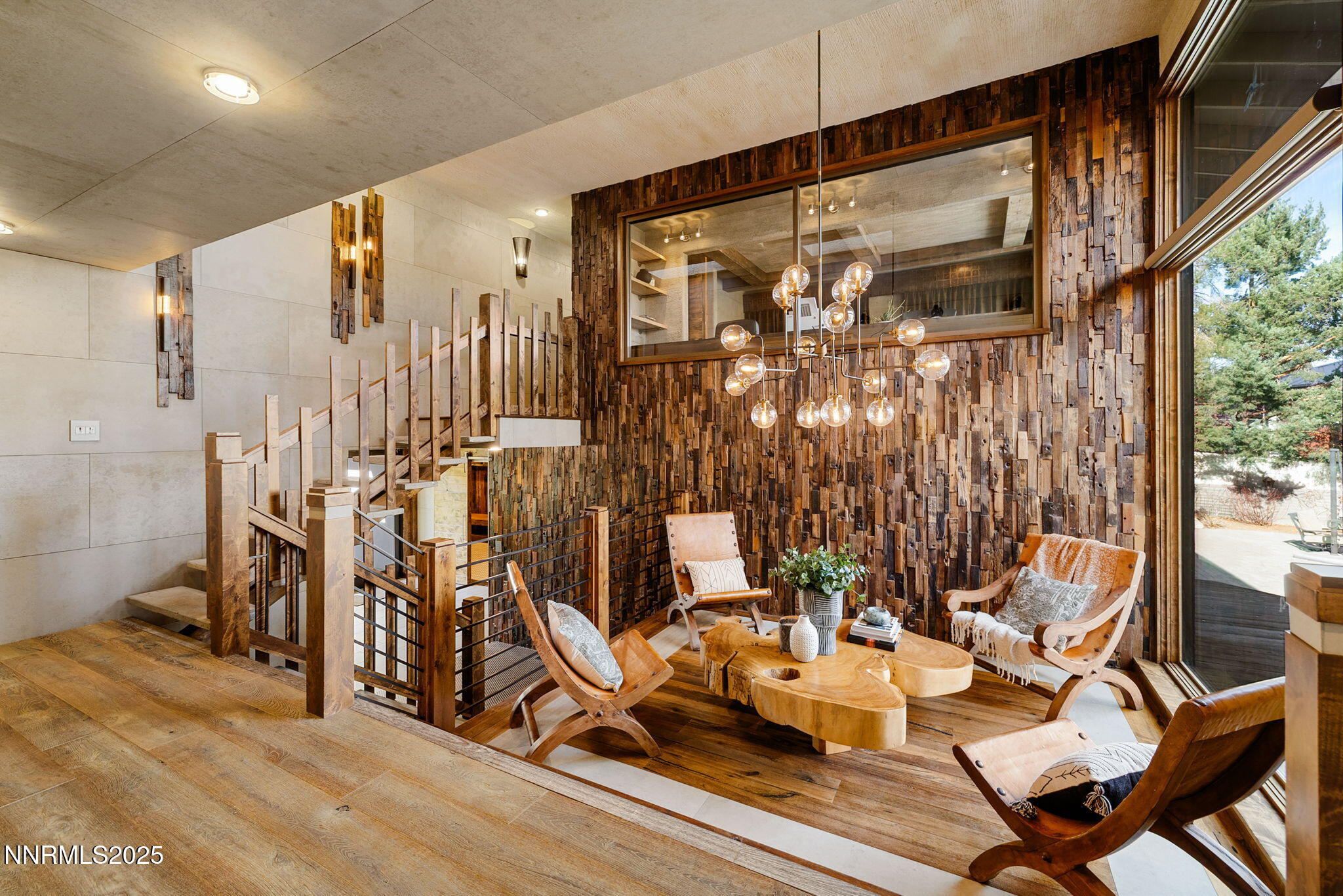 1825 Manzanita Circle