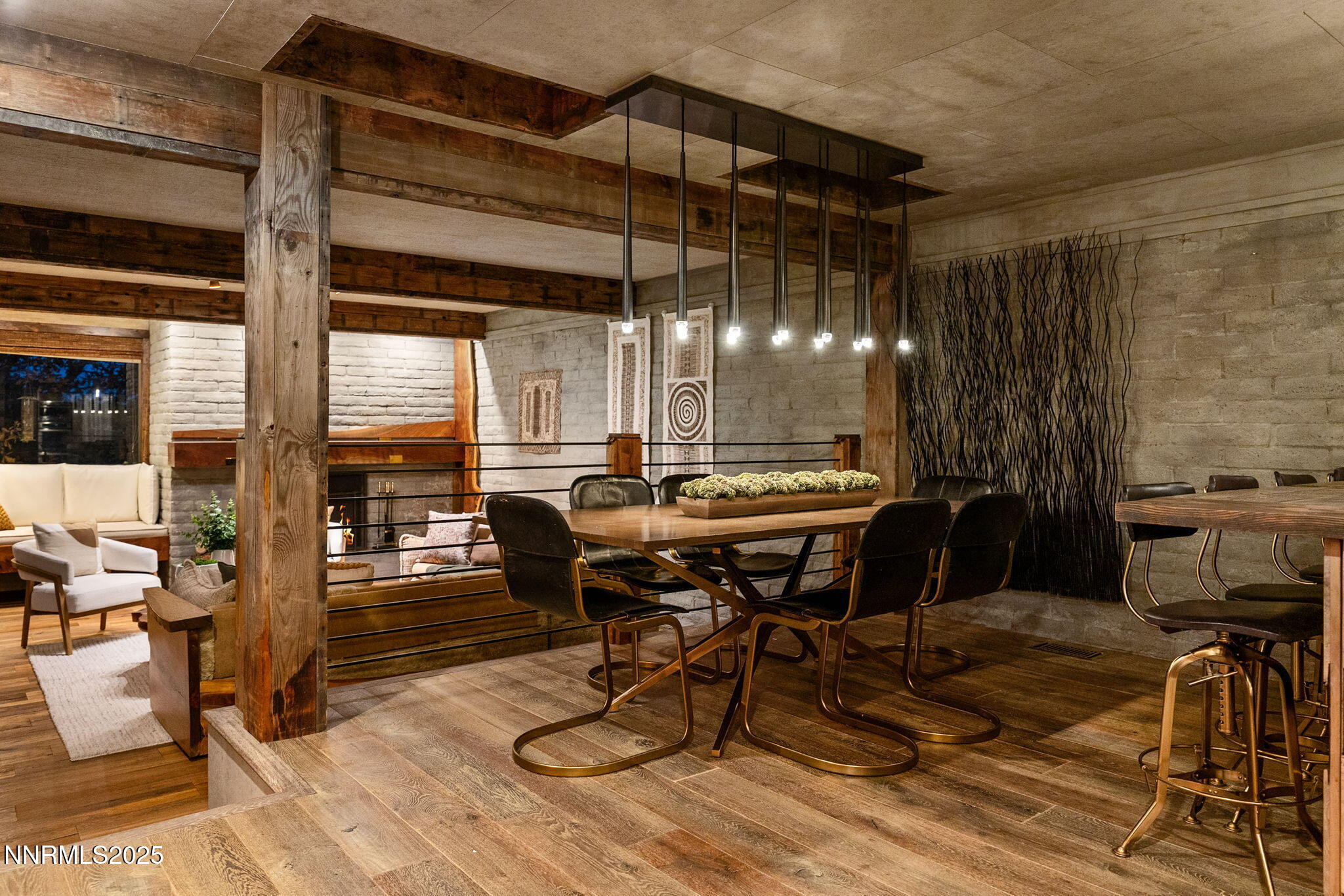 1825 Manzanita Circle