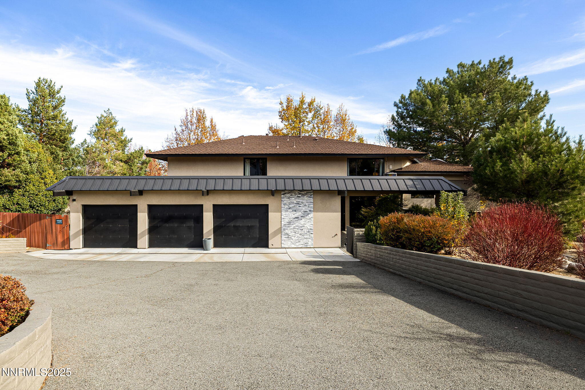 1825 Manzanita Circle