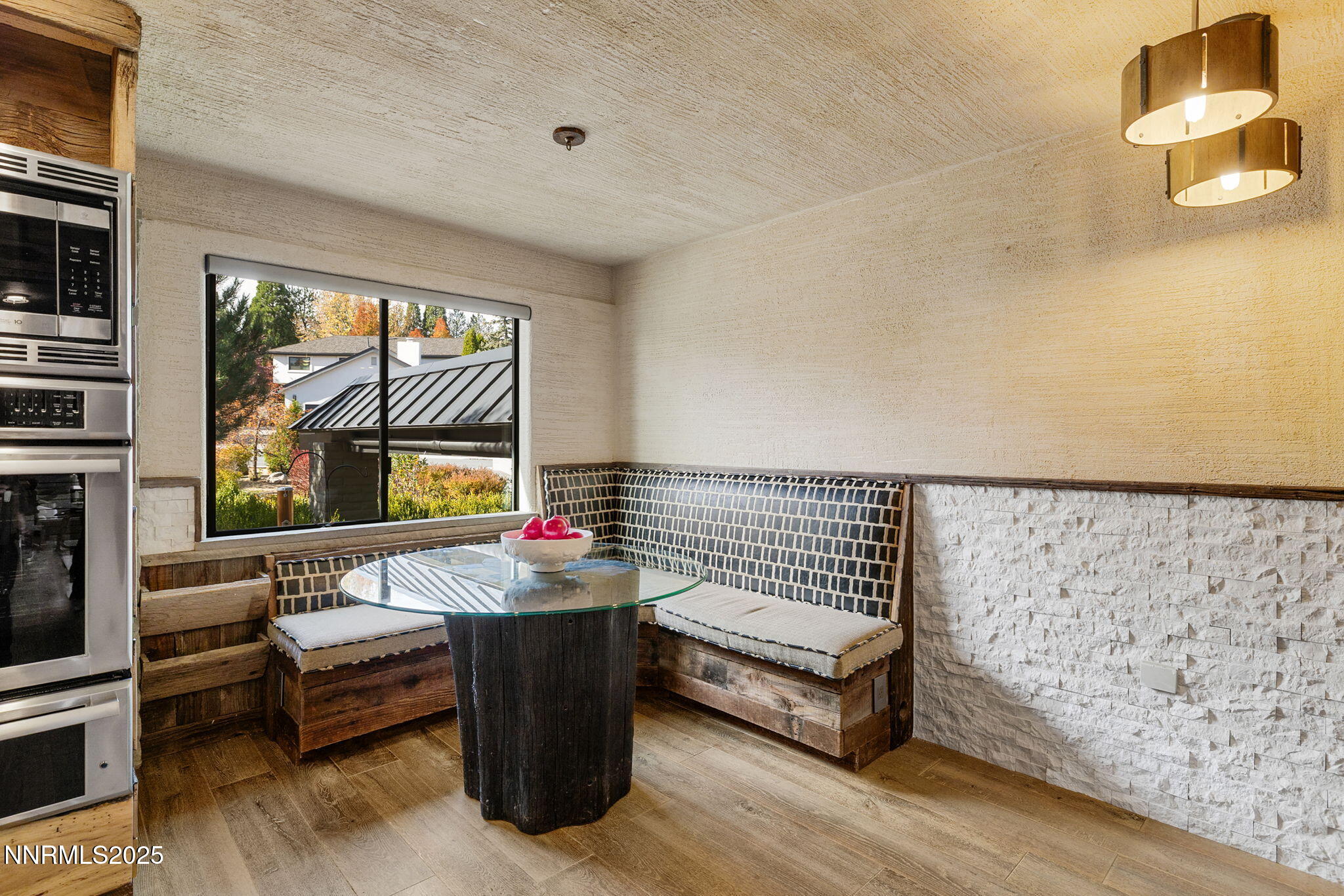 1825 Manzanita Circle