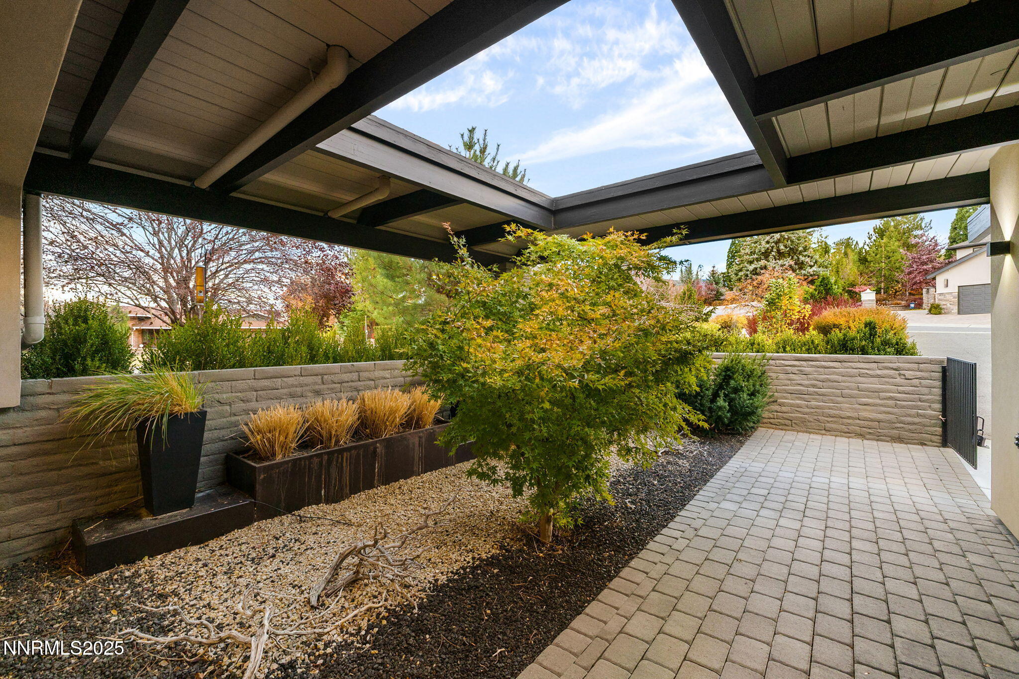 1825 Manzanita Circle