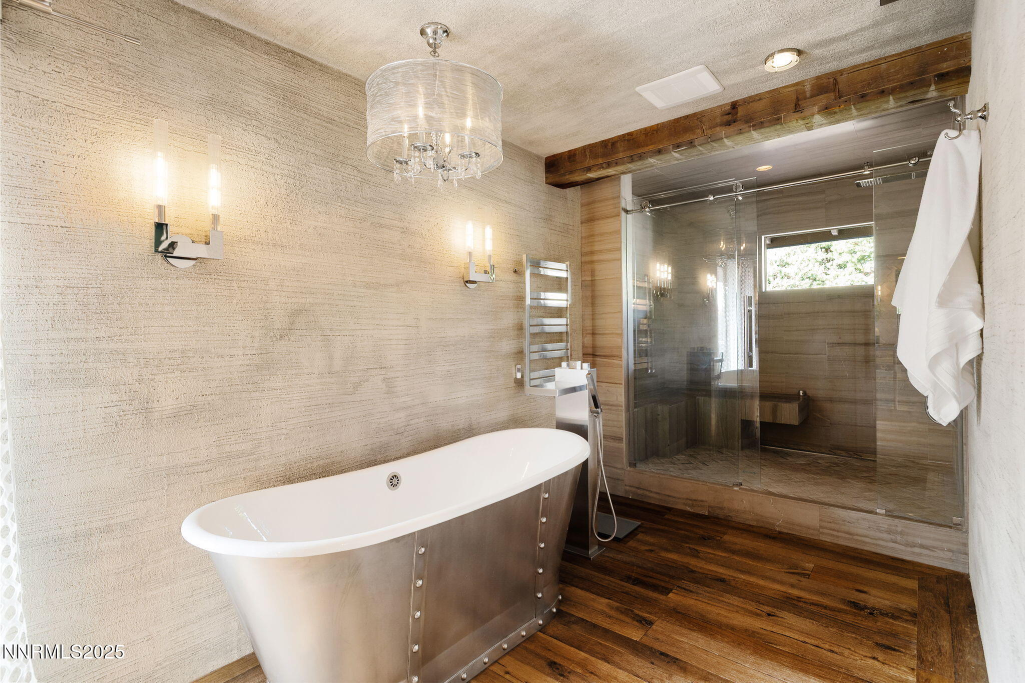 1825 Manzanita Circle